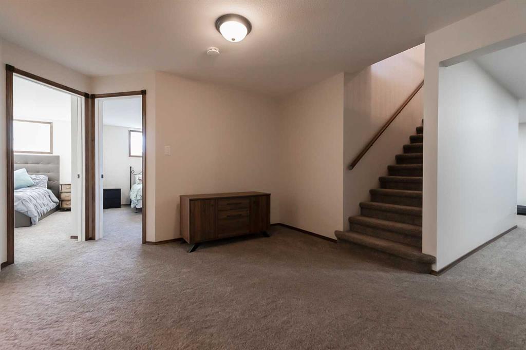 749 Northridge Street