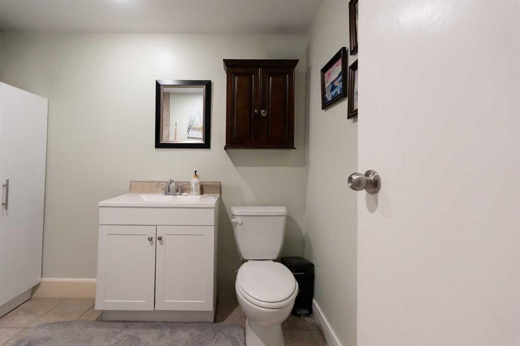 138 Greenview Close N