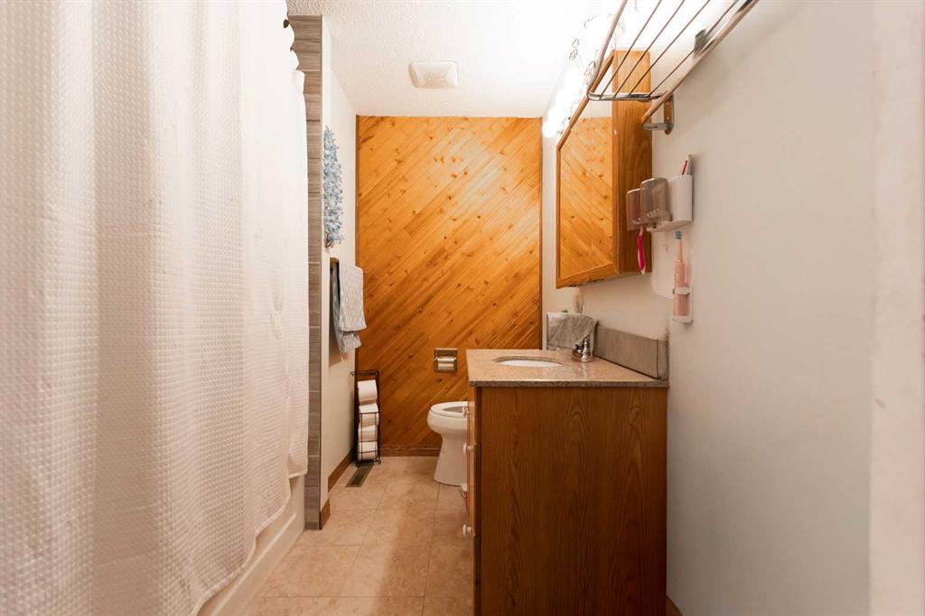 138 Greenview Close N