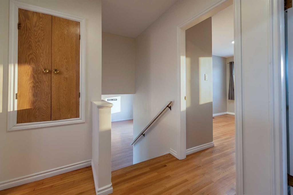 1020 Fern Crescent S