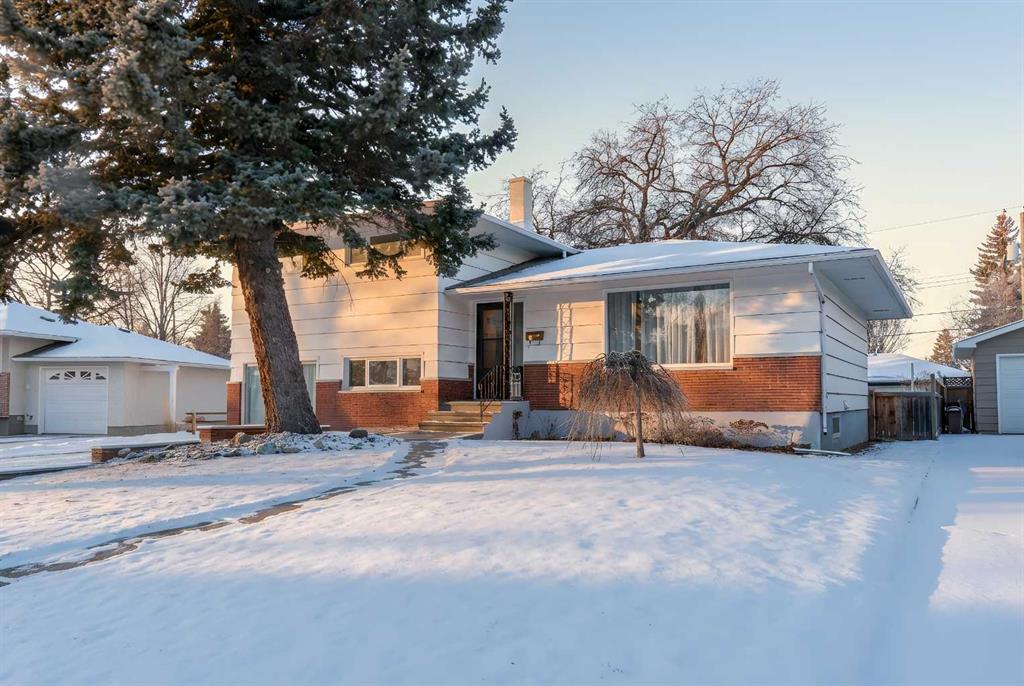 1020 Fern Crescent S