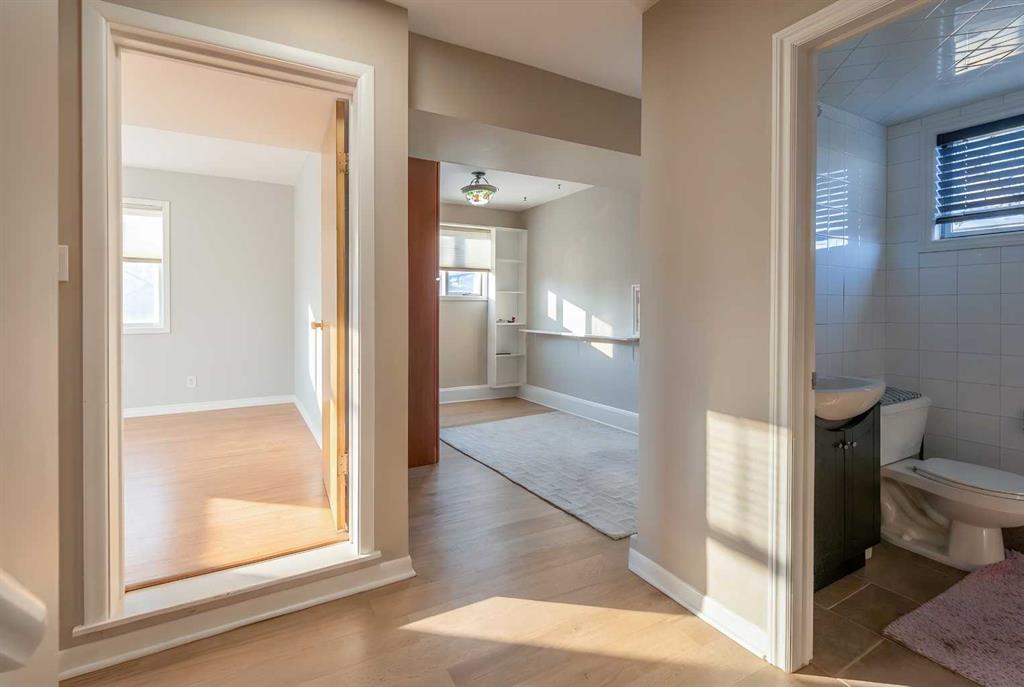 1020 Fern Crescent S