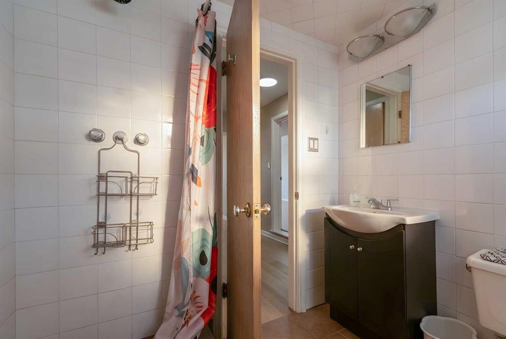 1020 Fern Crescent S