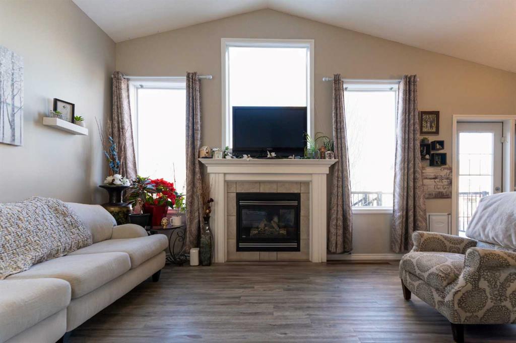 65 Heritage Circle W