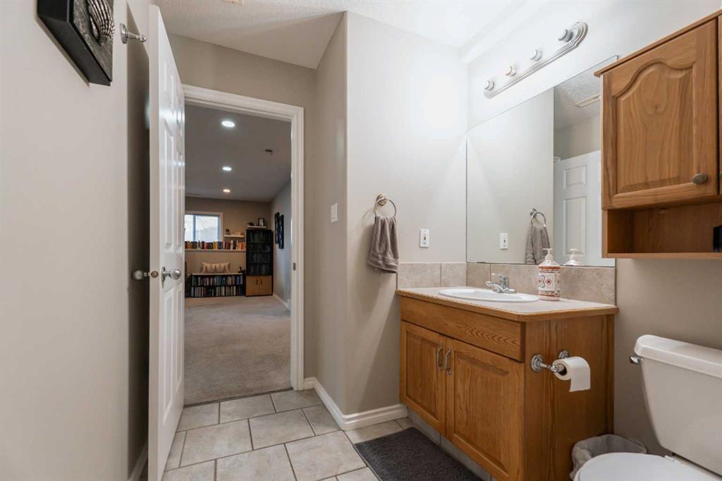 65 Heritage Circle W