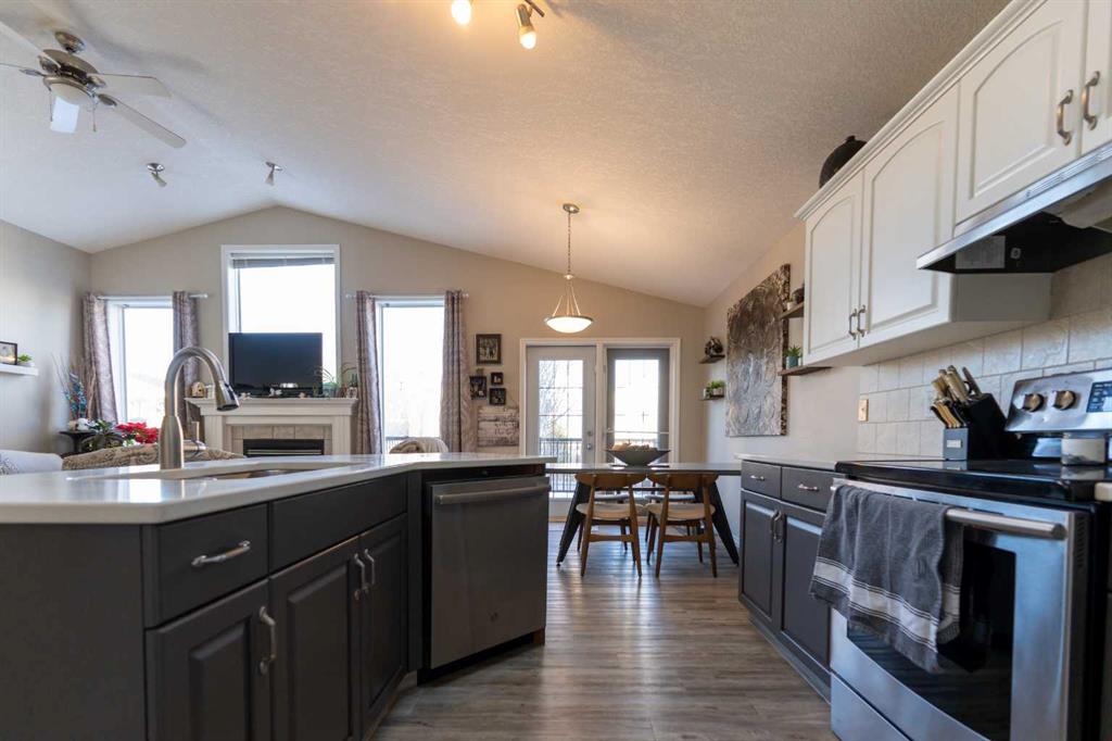 65 Heritage Circle W