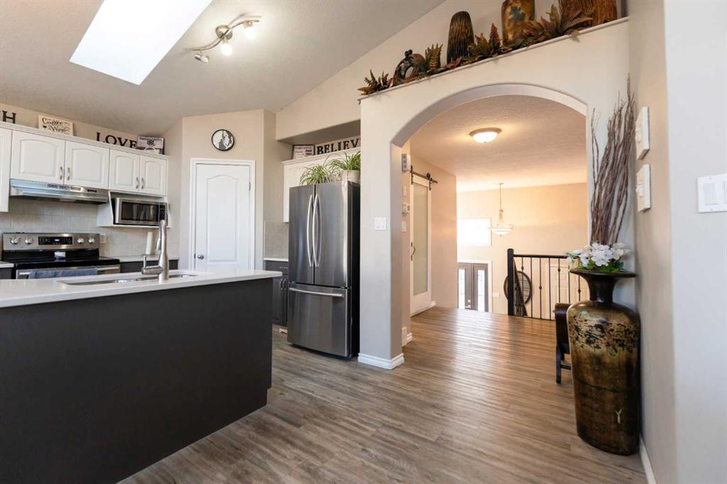 65 Heritage Circle W