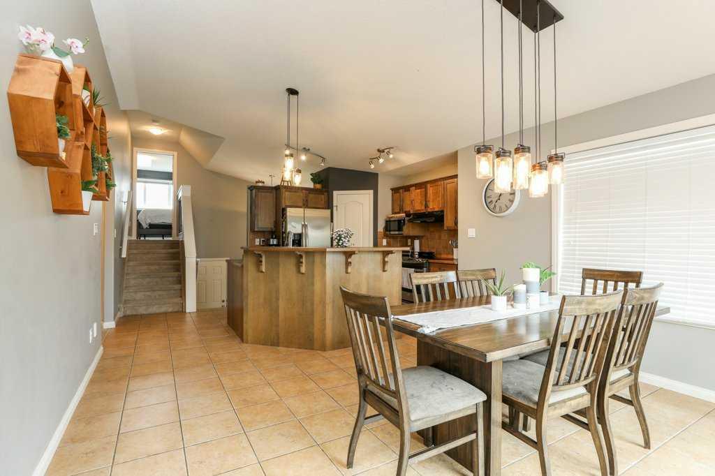 329 Grizzly Crescent N