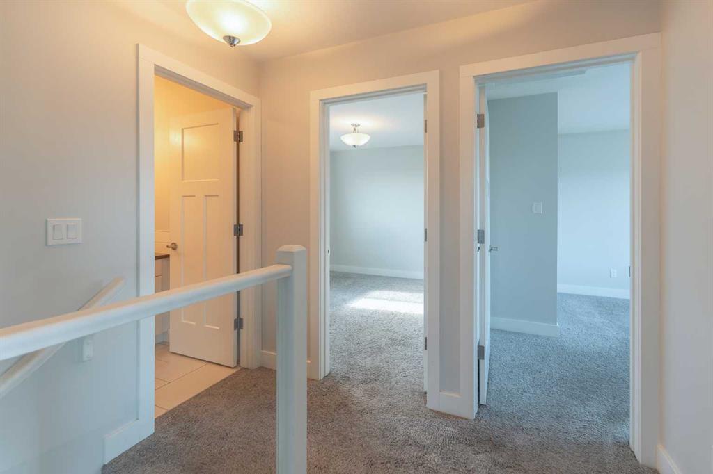 201 Grassland Boulevard W