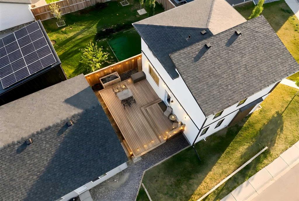 201 Grassland Boulevard W