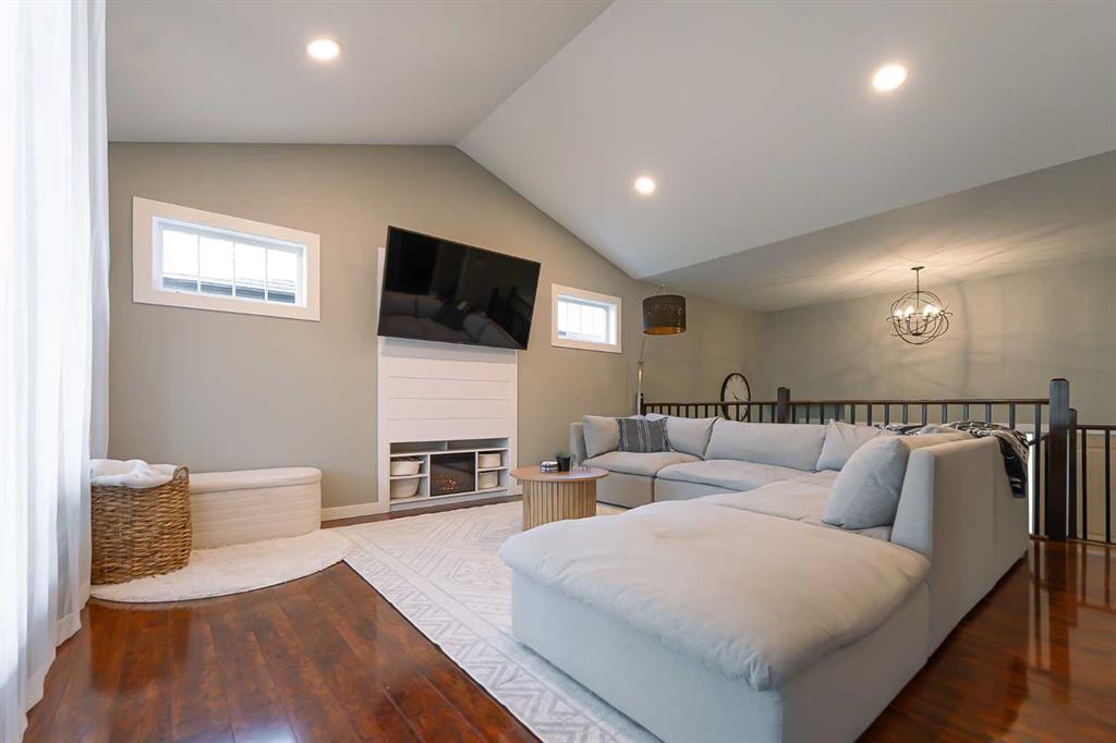 2247 Cottonwood Drive