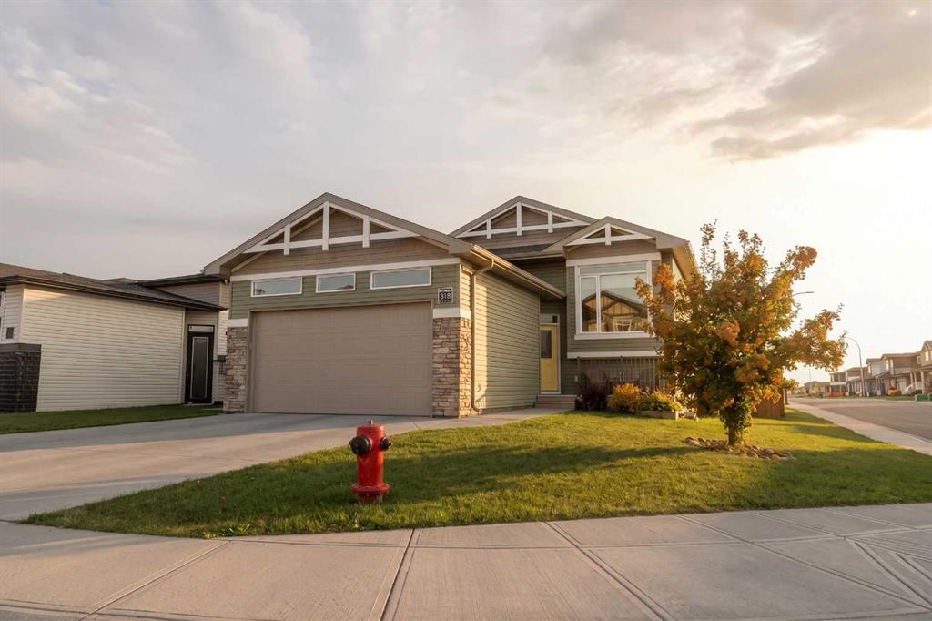 318 Lynx Road N