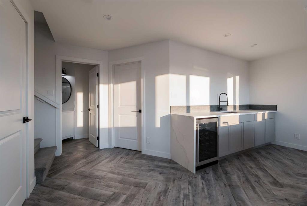 781 Atlantic Cove W