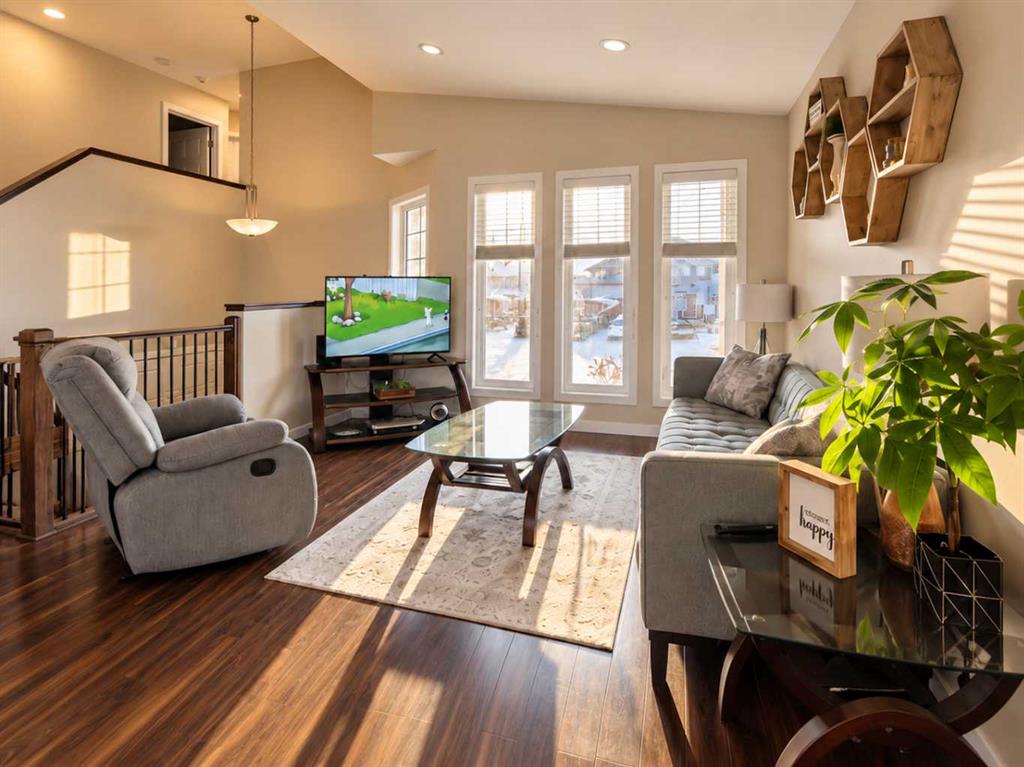 221 Lasalle Terrace W