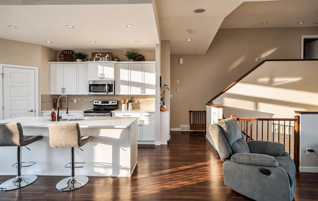 221 Lasalle Terrace W