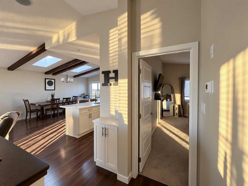 221 Lasalle Terrace W