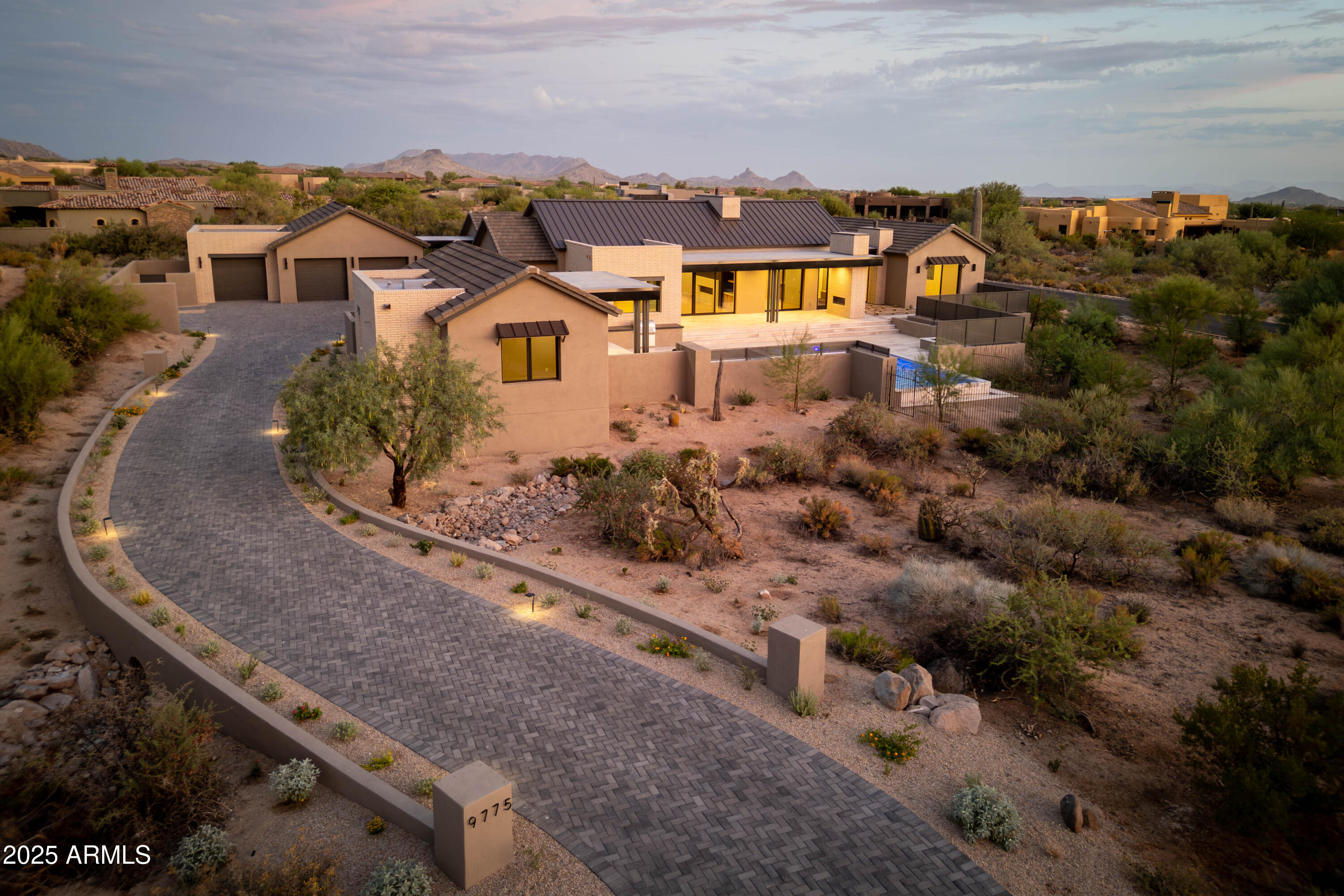 9775 E Hidden Valley Road