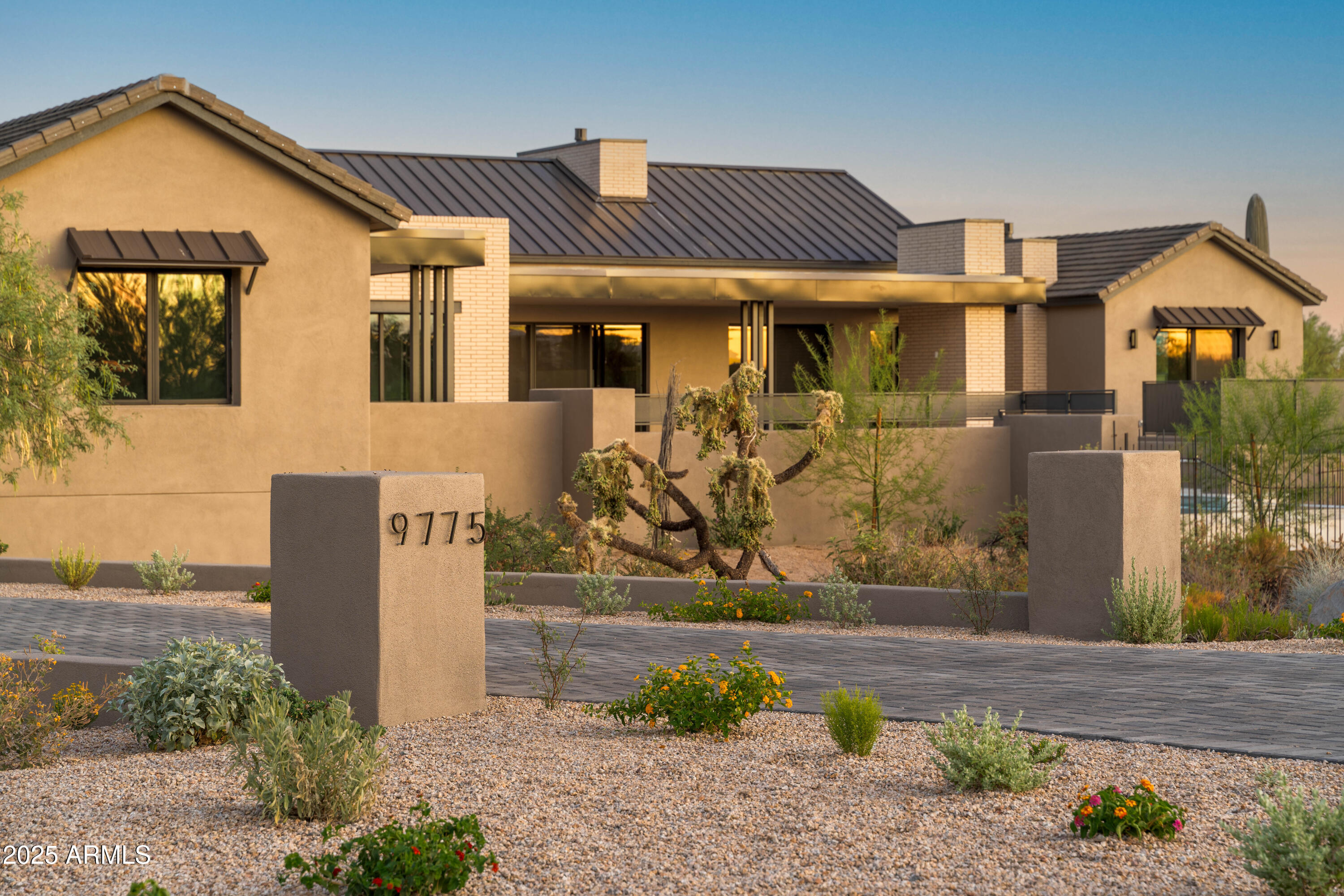 9775 E Hidden Valley Road