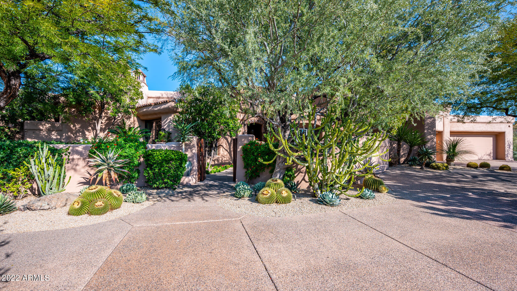 10554 E PALO BREA Drive