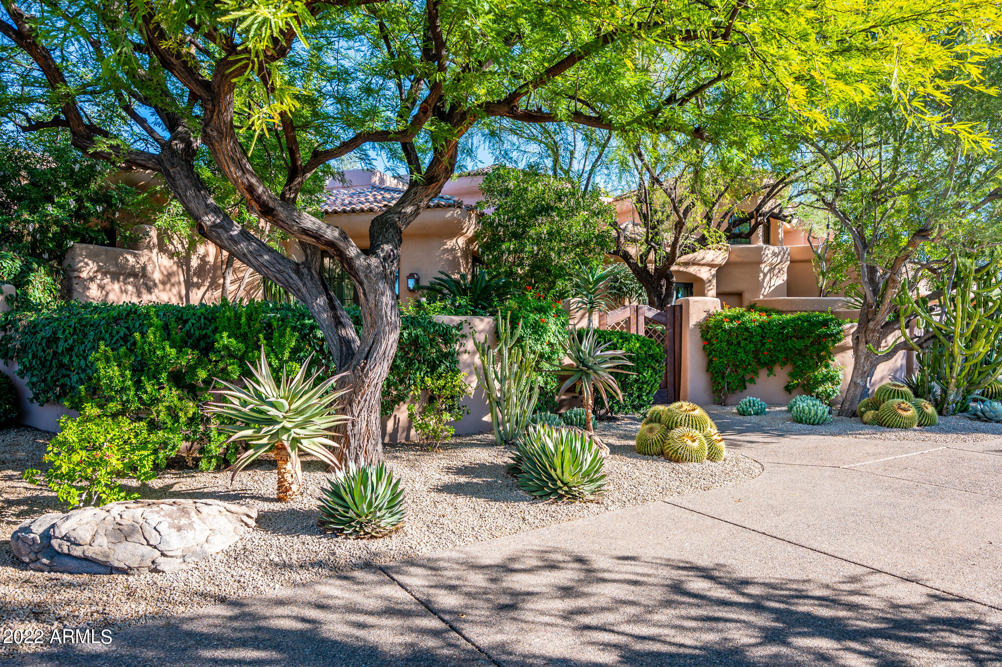10554 E PALO BREA Drive