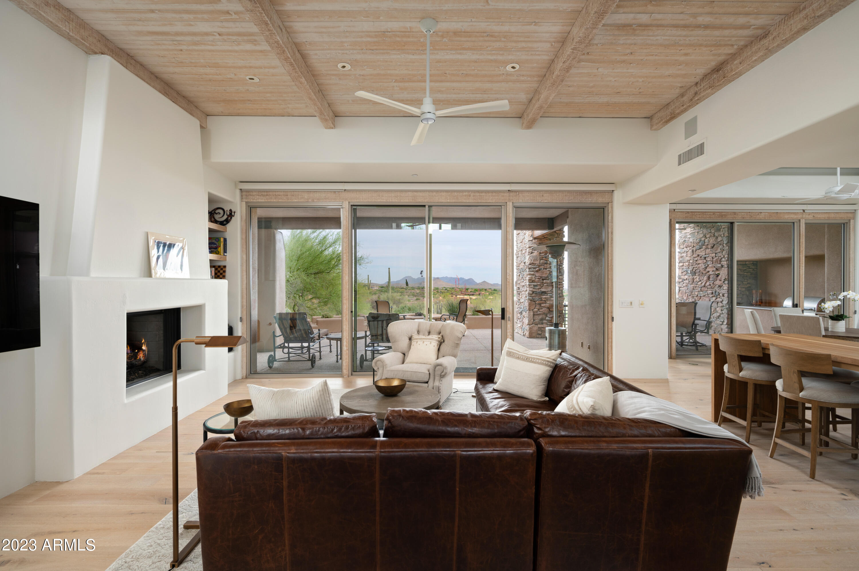 9921 E LOOKOUT MOUNTAIN Drive