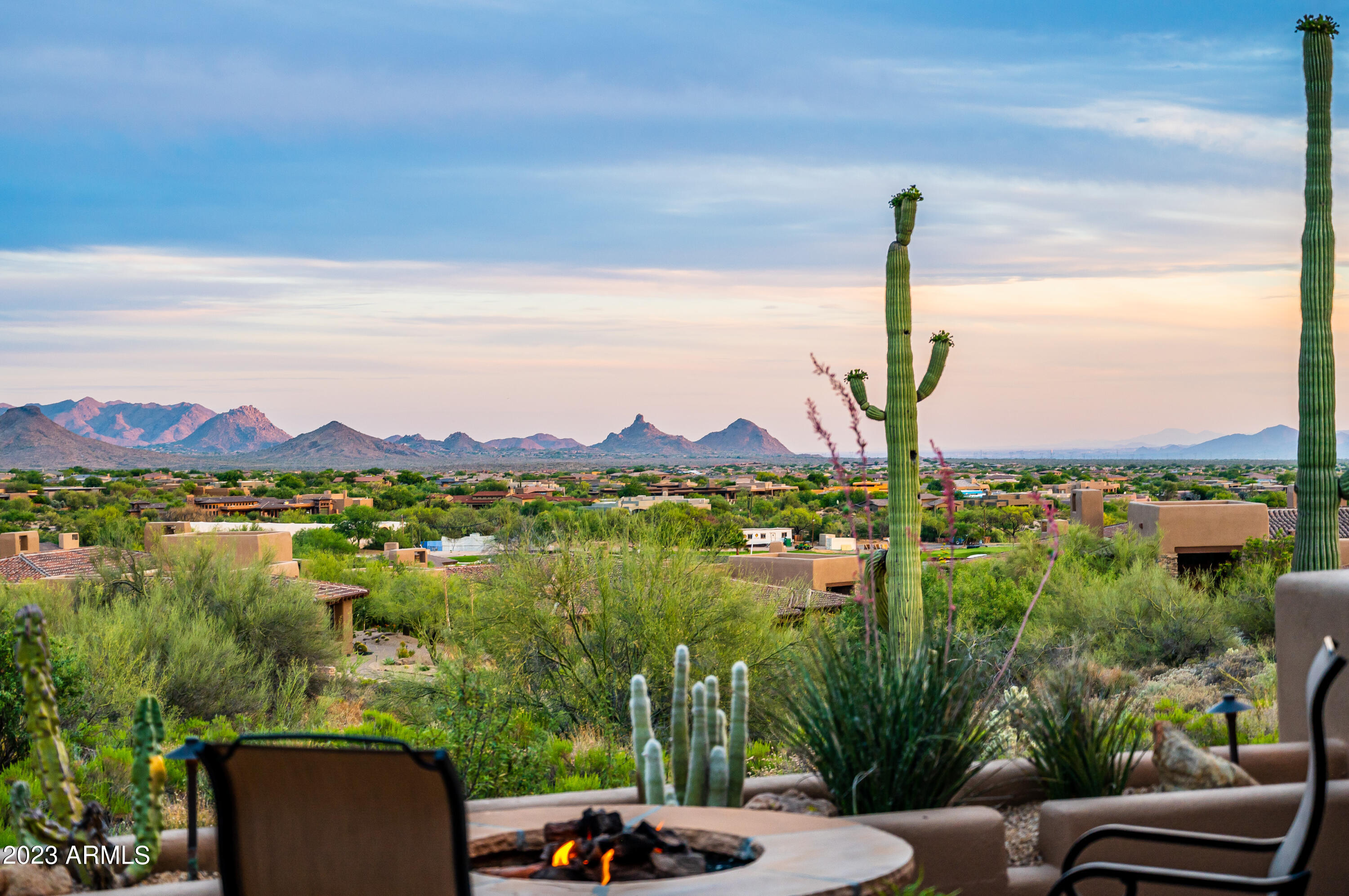 9921 E LOOKOUT MOUNTAIN Drive