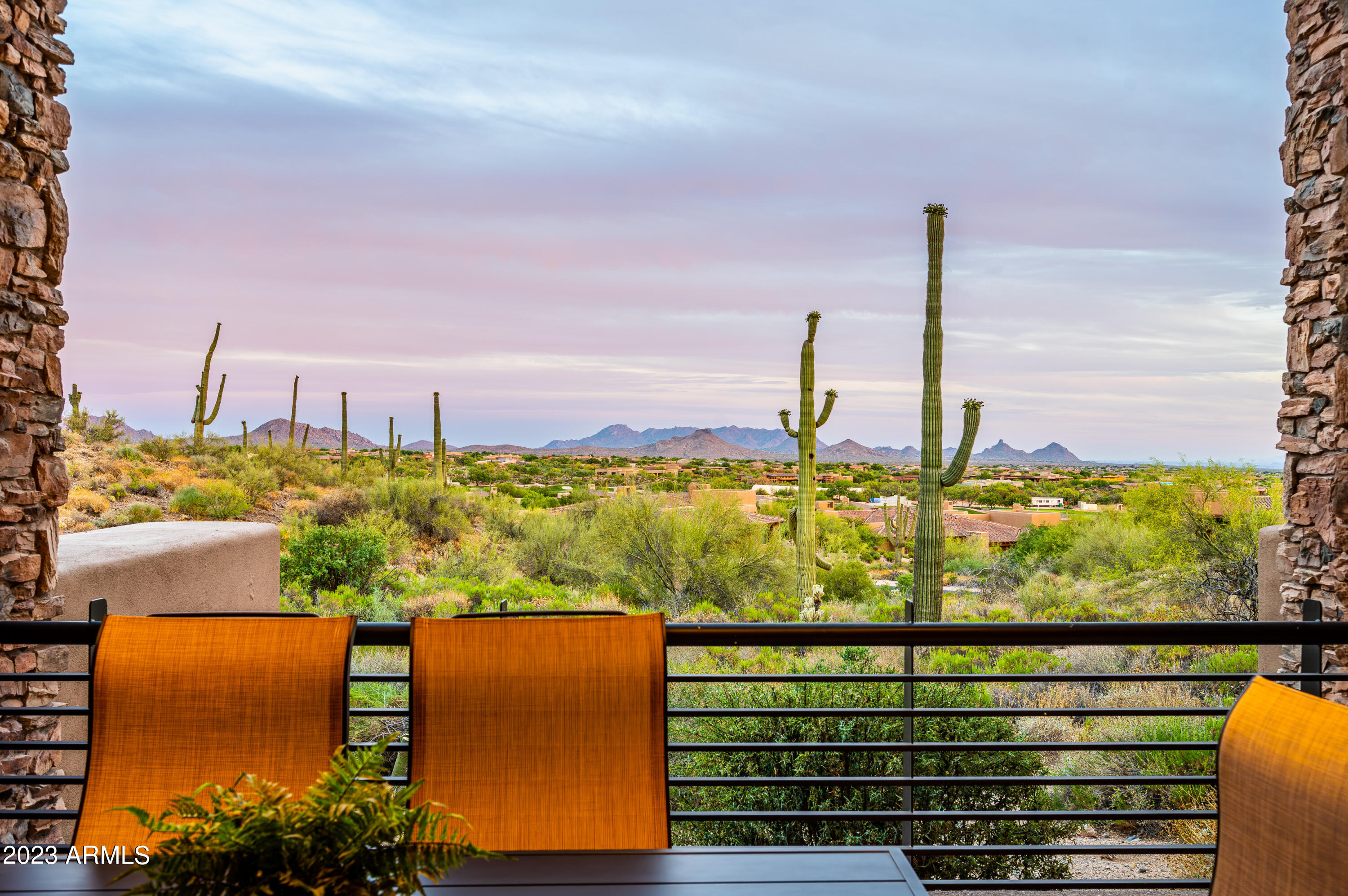 9921 E LOOKOUT MOUNTAIN Drive