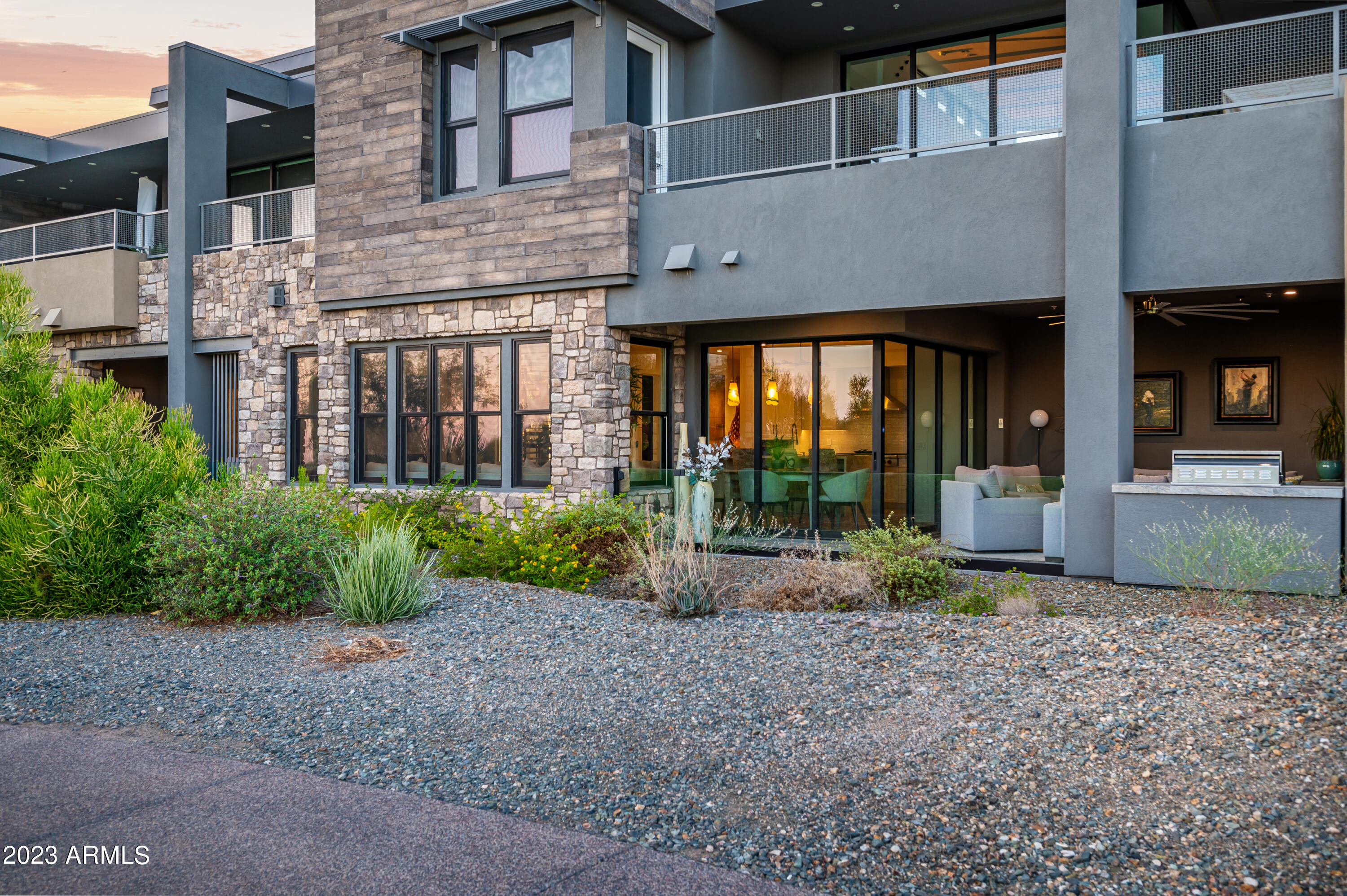 37200 N CAVE CREEK Road Unit: 1122