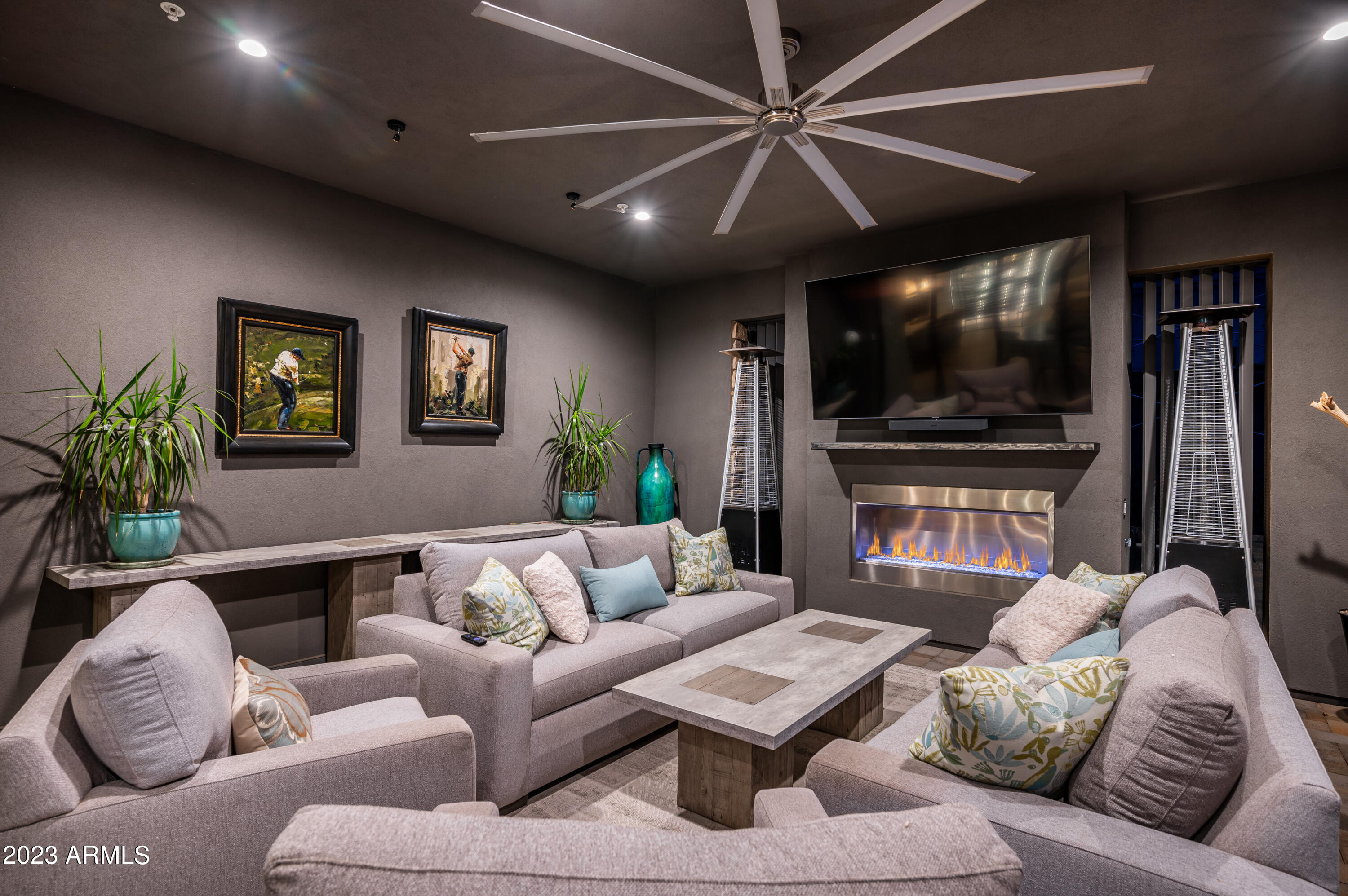 37200 N CAVE CREEK Road Unit: 1122