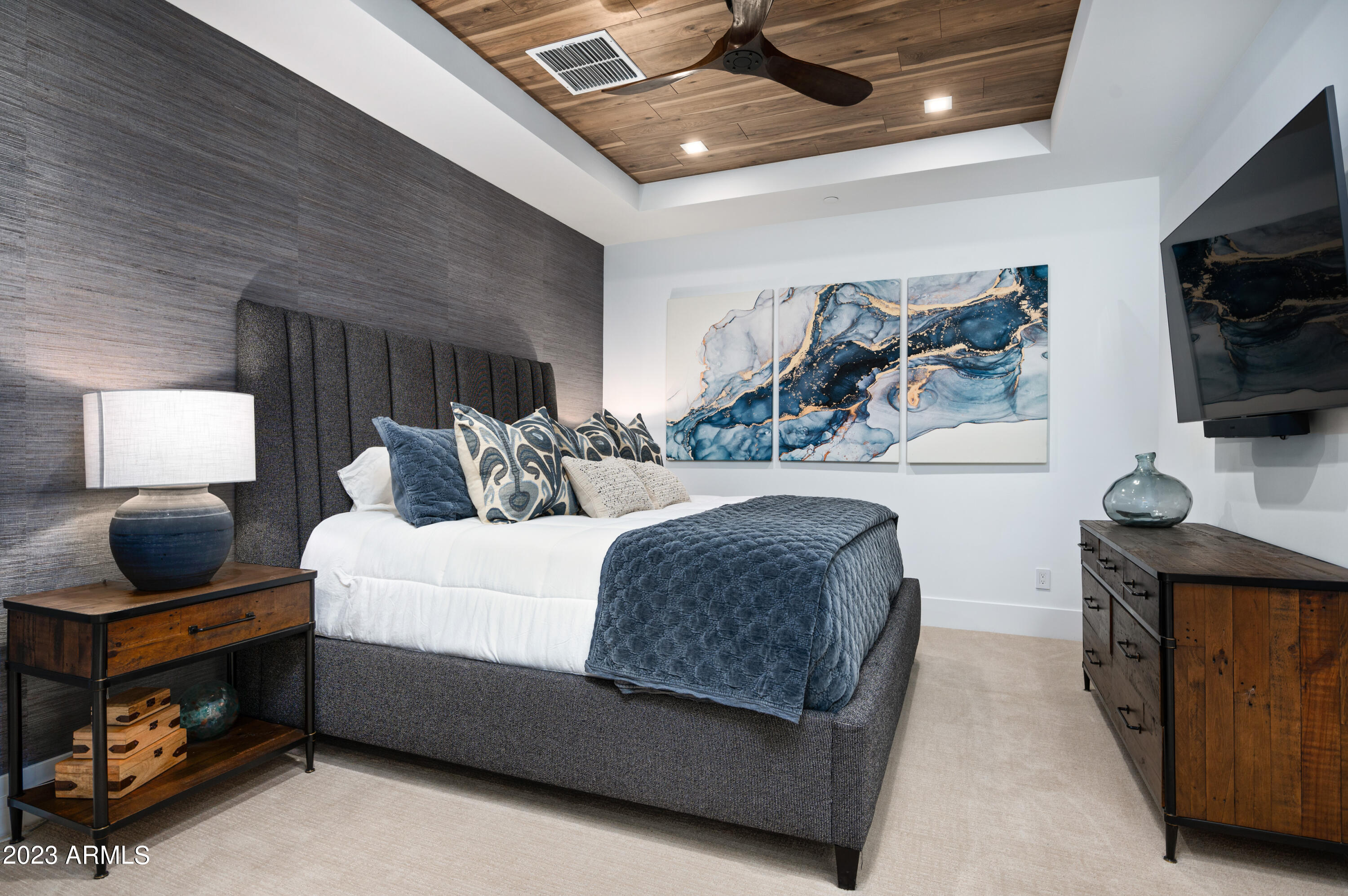 37200 N CAVE CREEK Road Unit: 1122