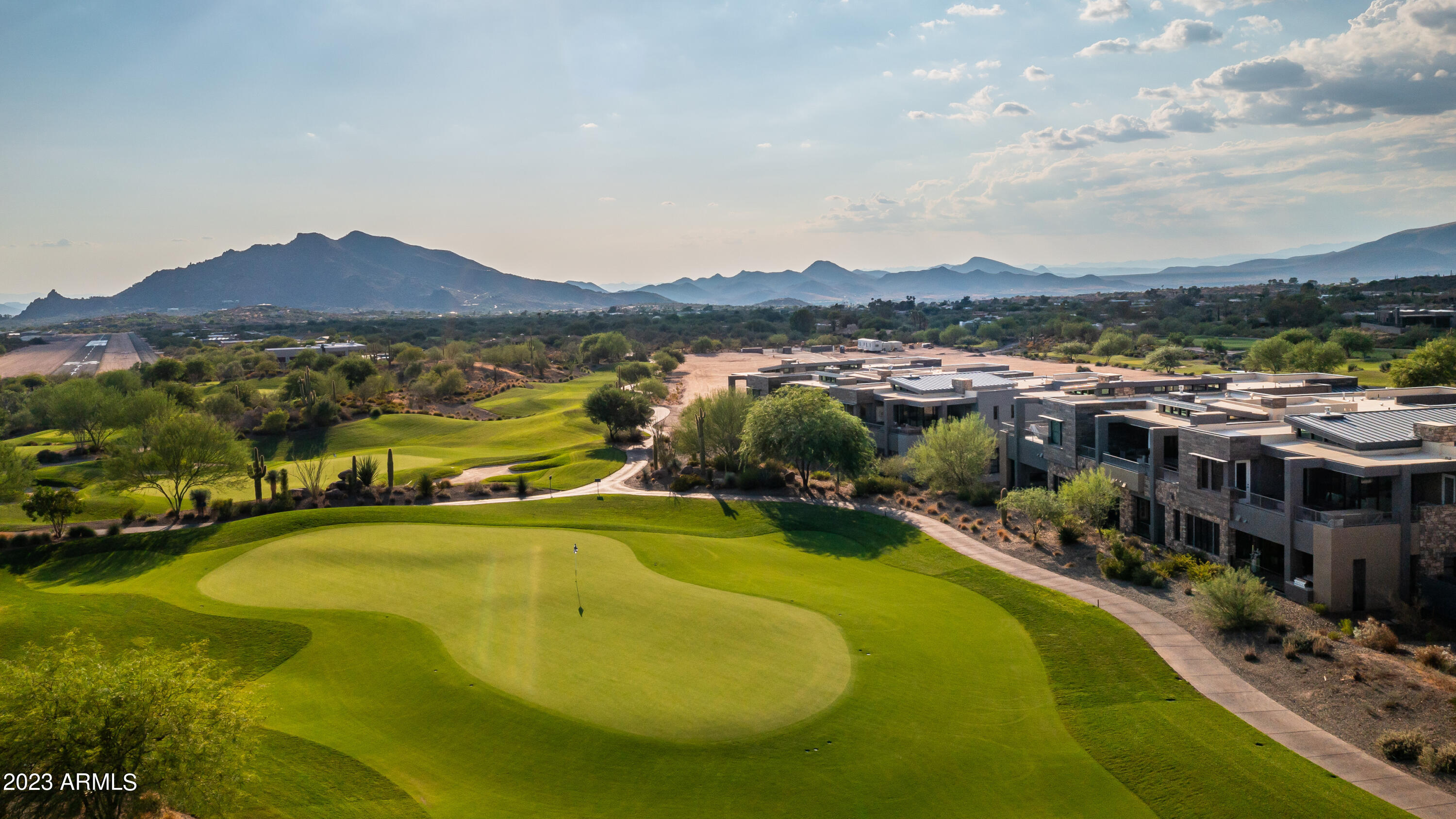 37200 N CAVE CREEK Road Unit: 1122