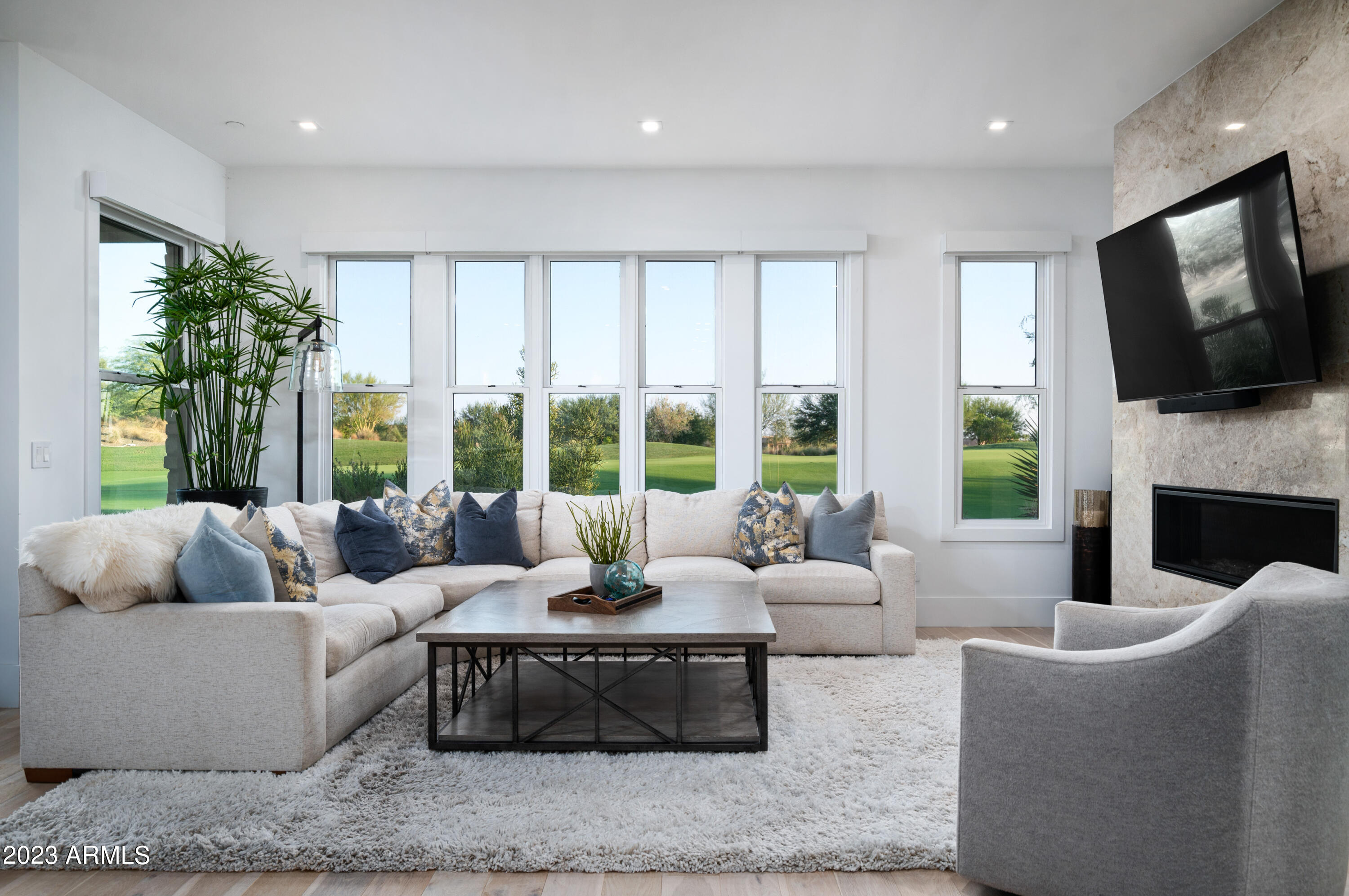 37200 N CAVE CREEK Road Unit: 1122