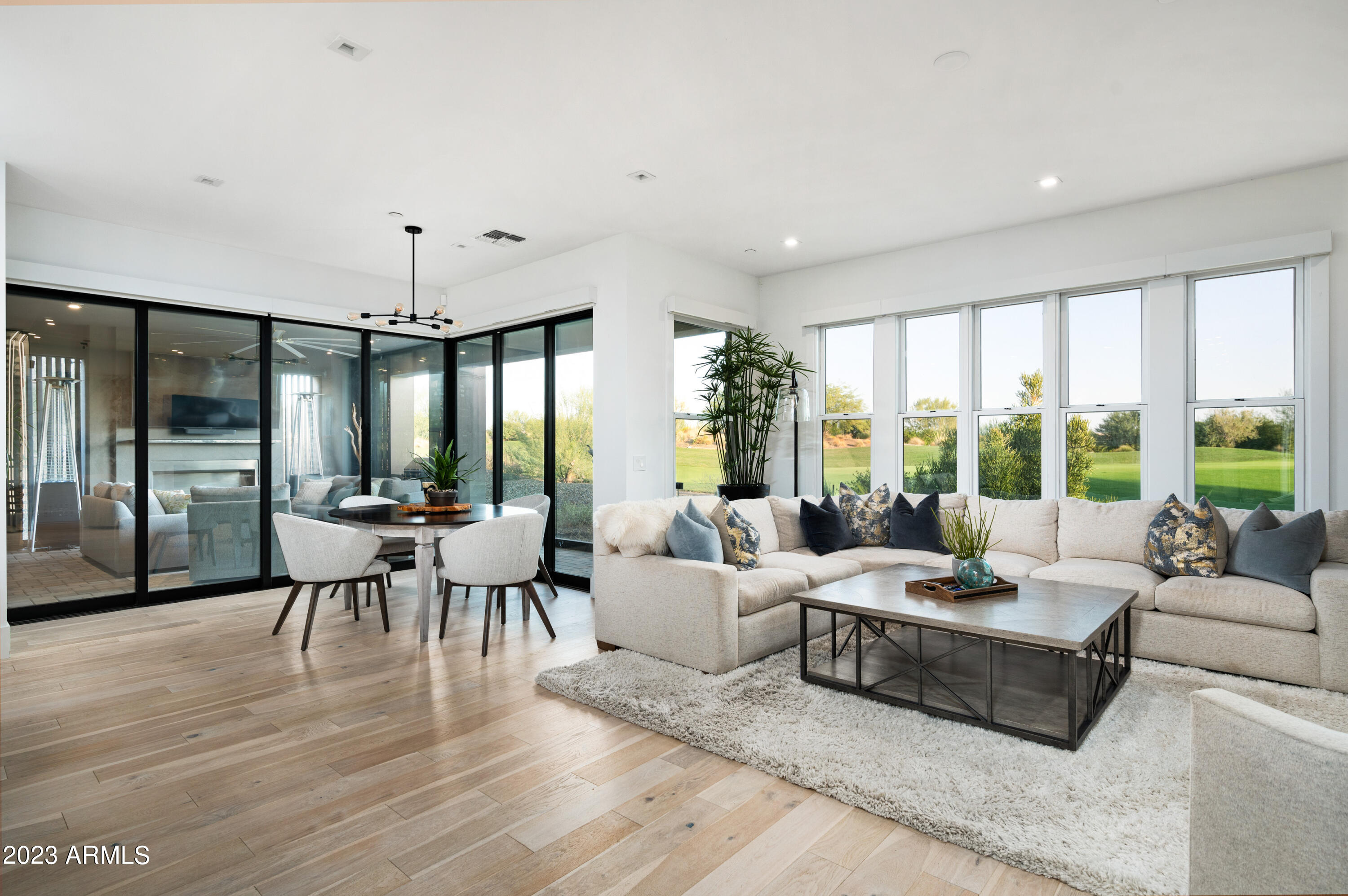 37200 N CAVE CREEK Road Unit: 1122