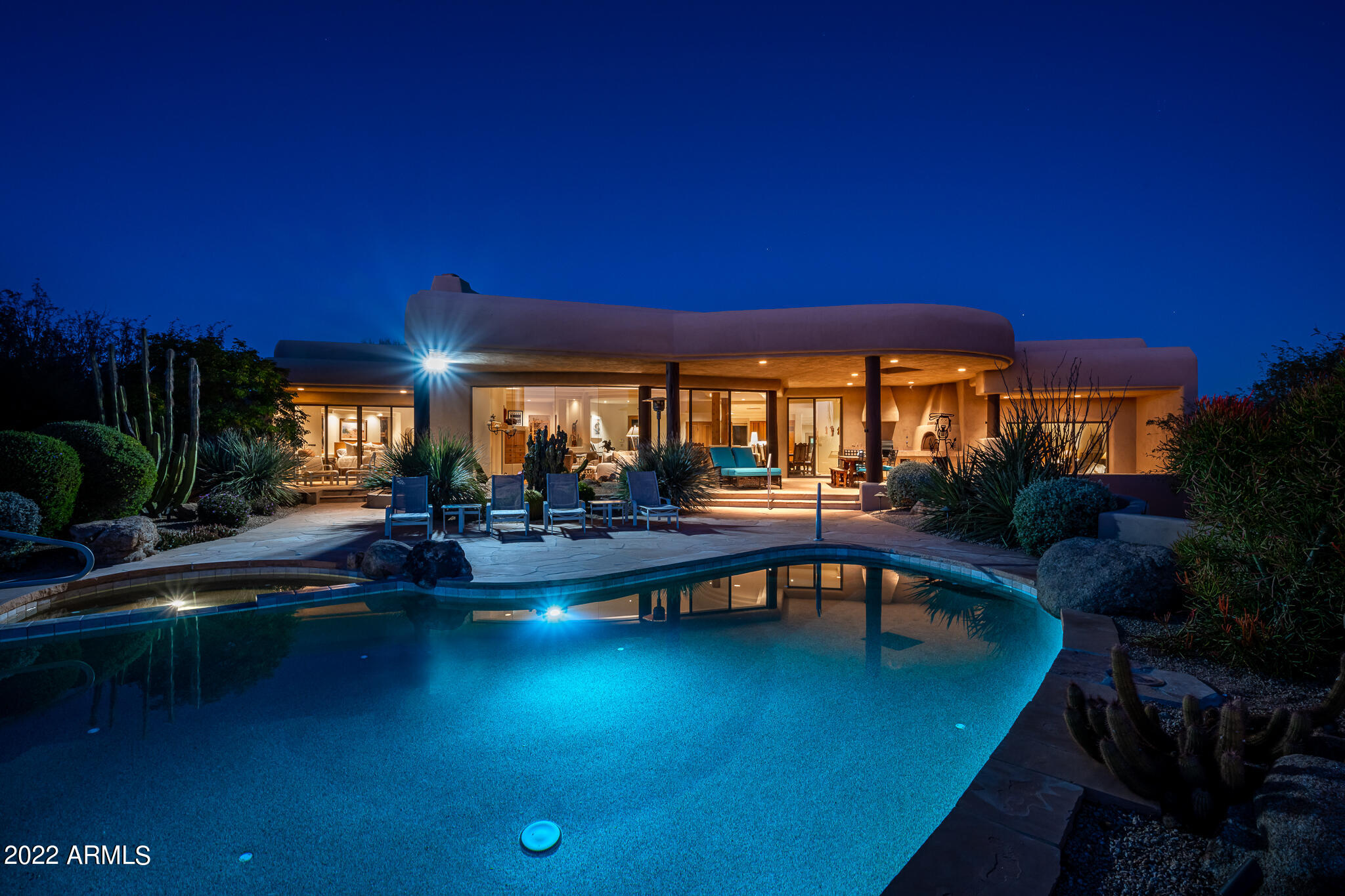 9765 E SKYLINE Court