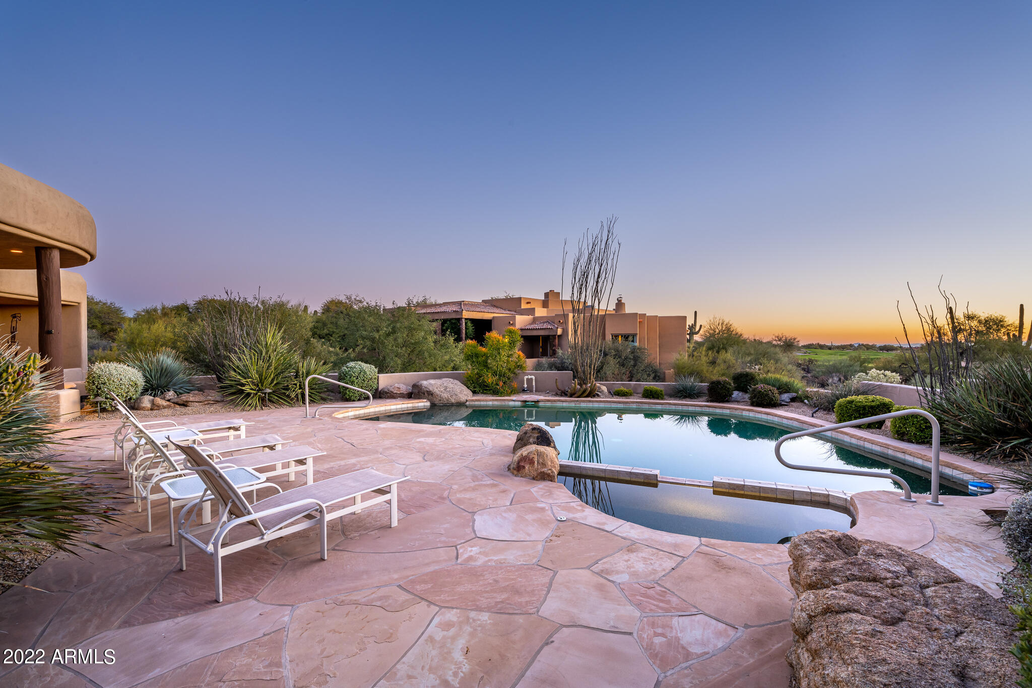 9765 E SKYLINE Court