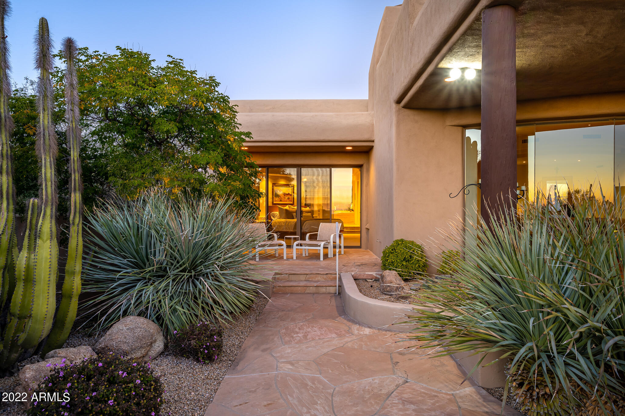 9765 E SKYLINE Court
