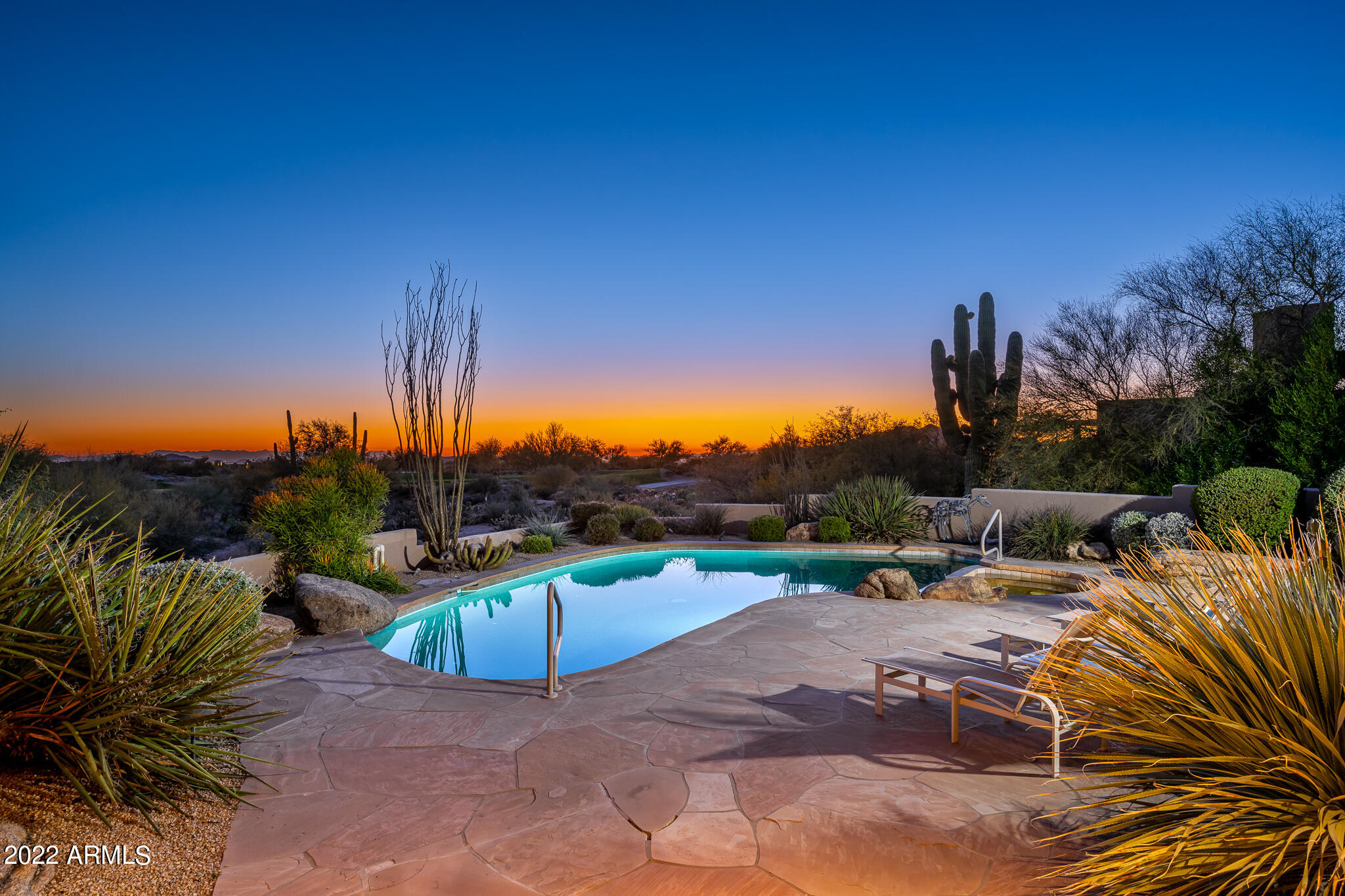 9765 E SKYLINE Court