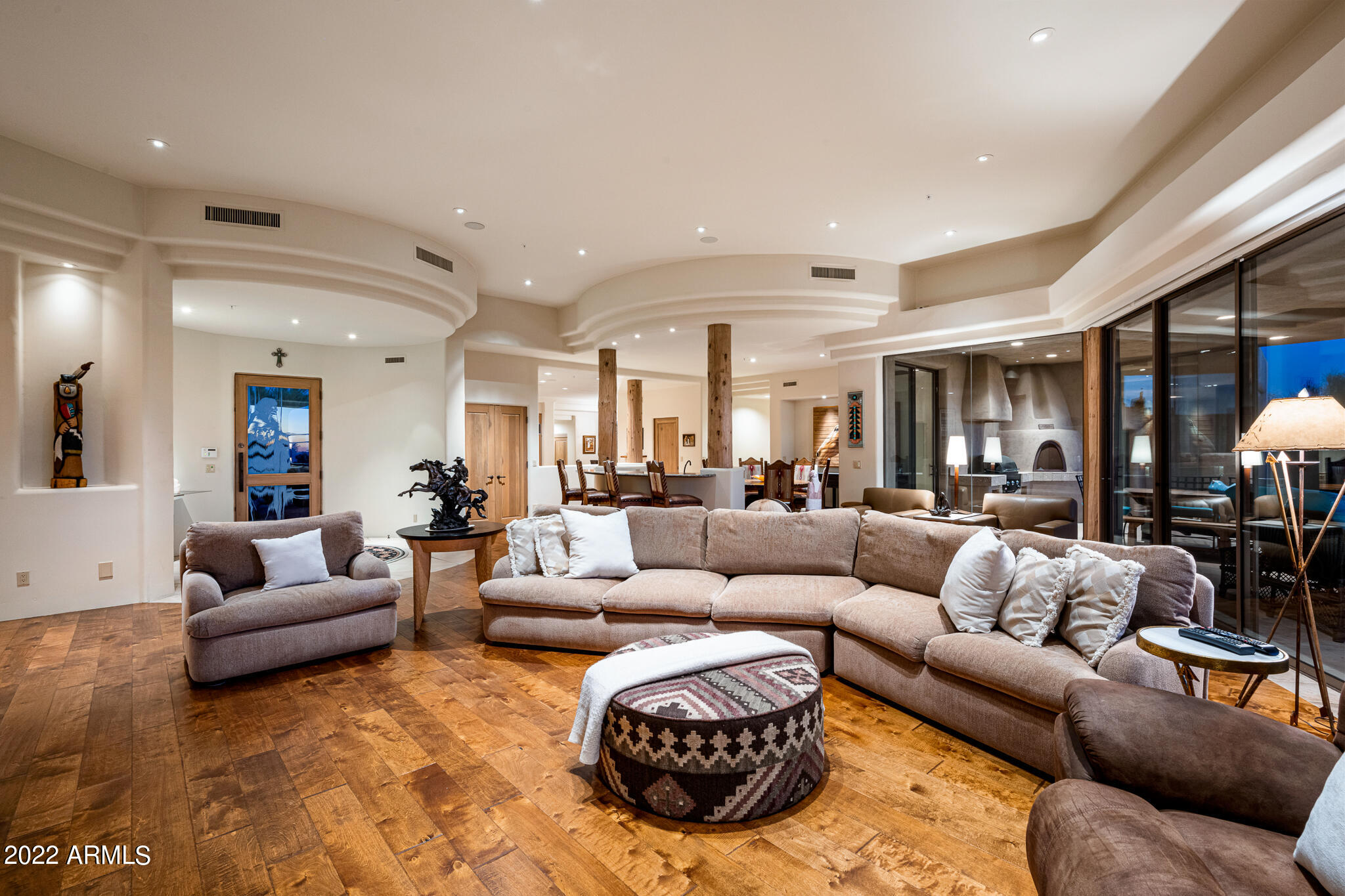 9765 E SKYLINE Court