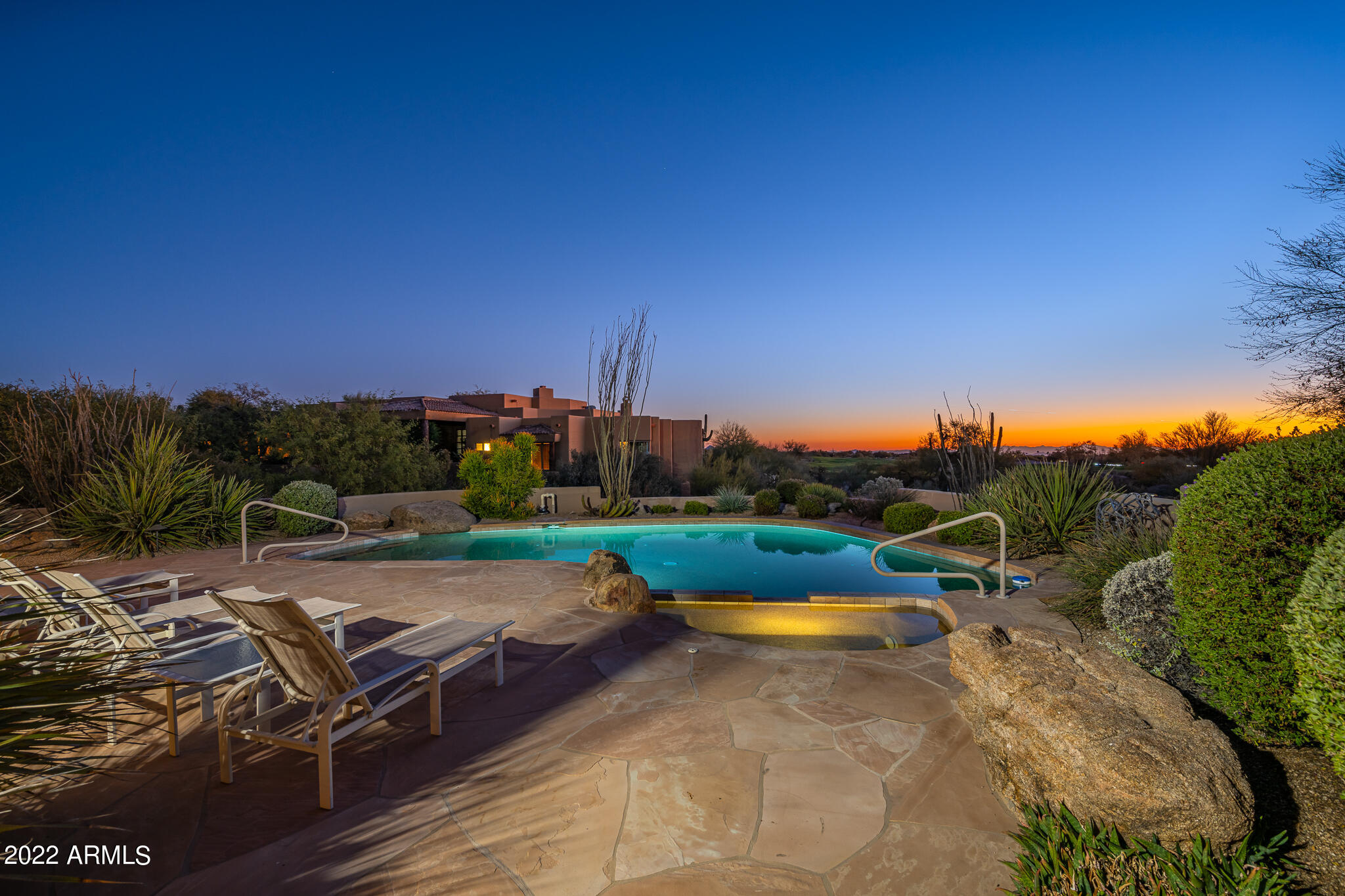 9765 E SKYLINE Court