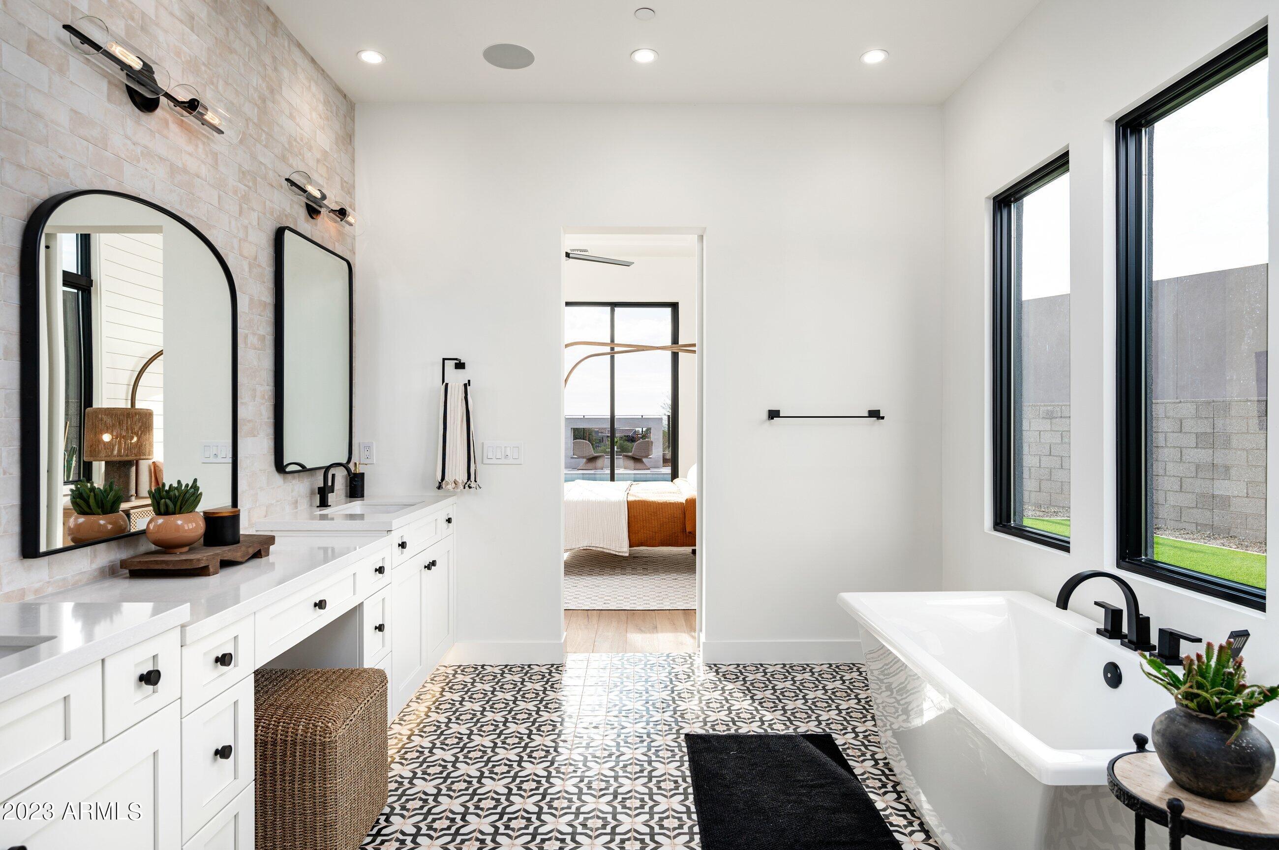 37200 N CAVE CREEK Road Unit: 1035
