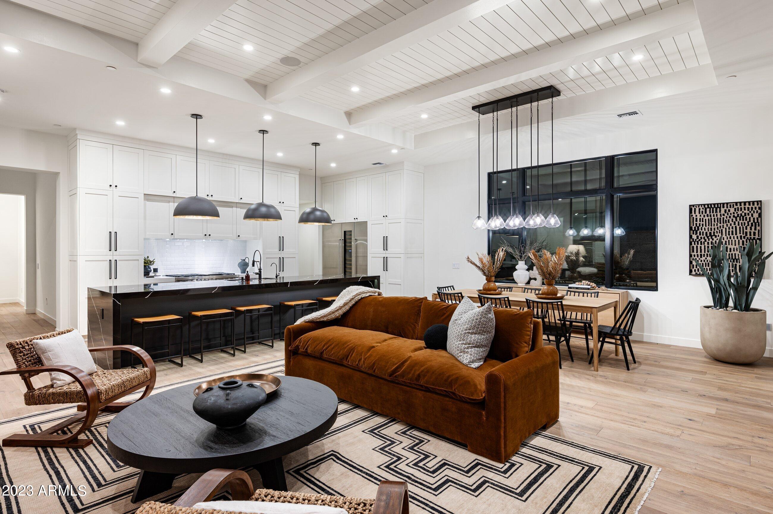 37200 N CAVE CREEK Road Unit: 1035