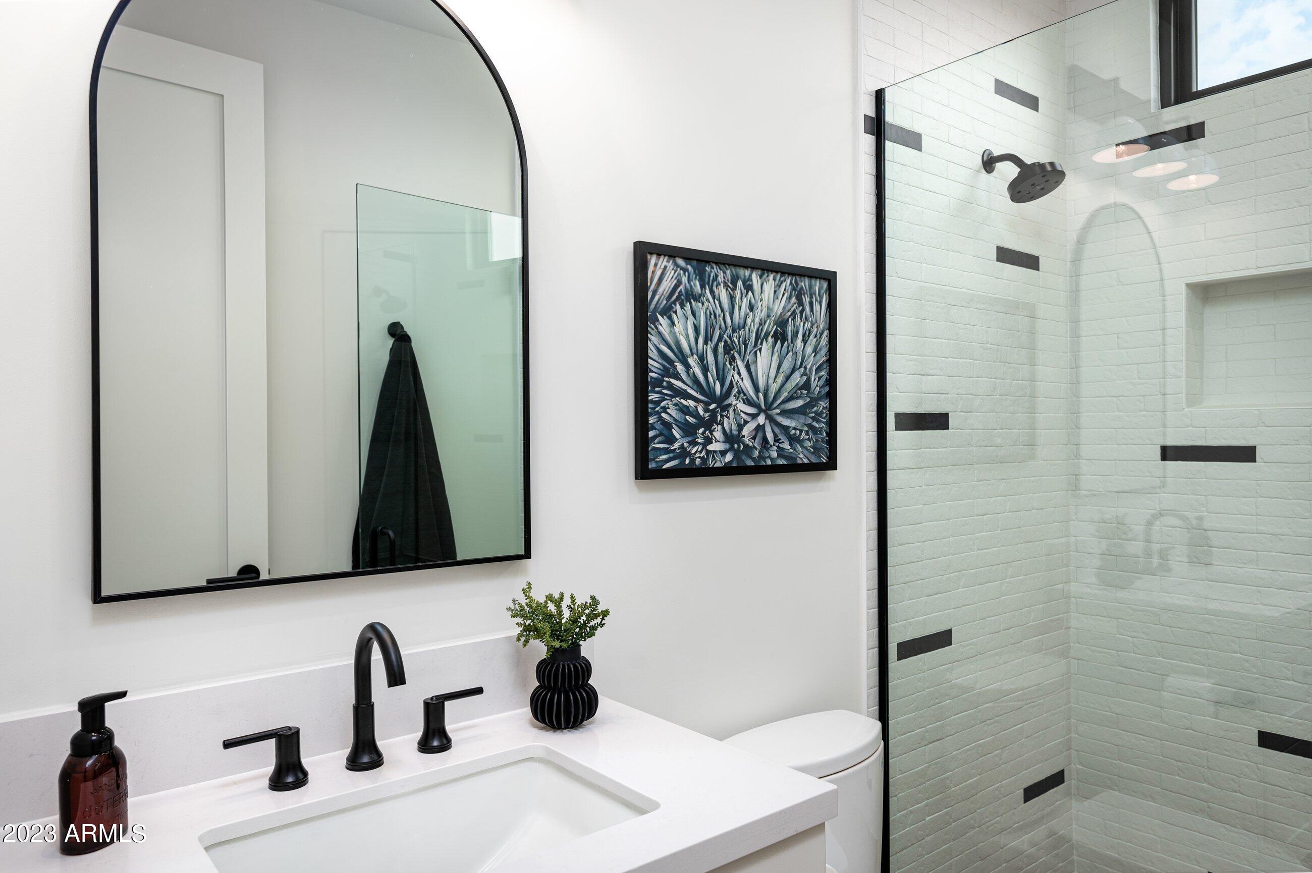 37200 N CAVE CREEK Road Unit: 1035
