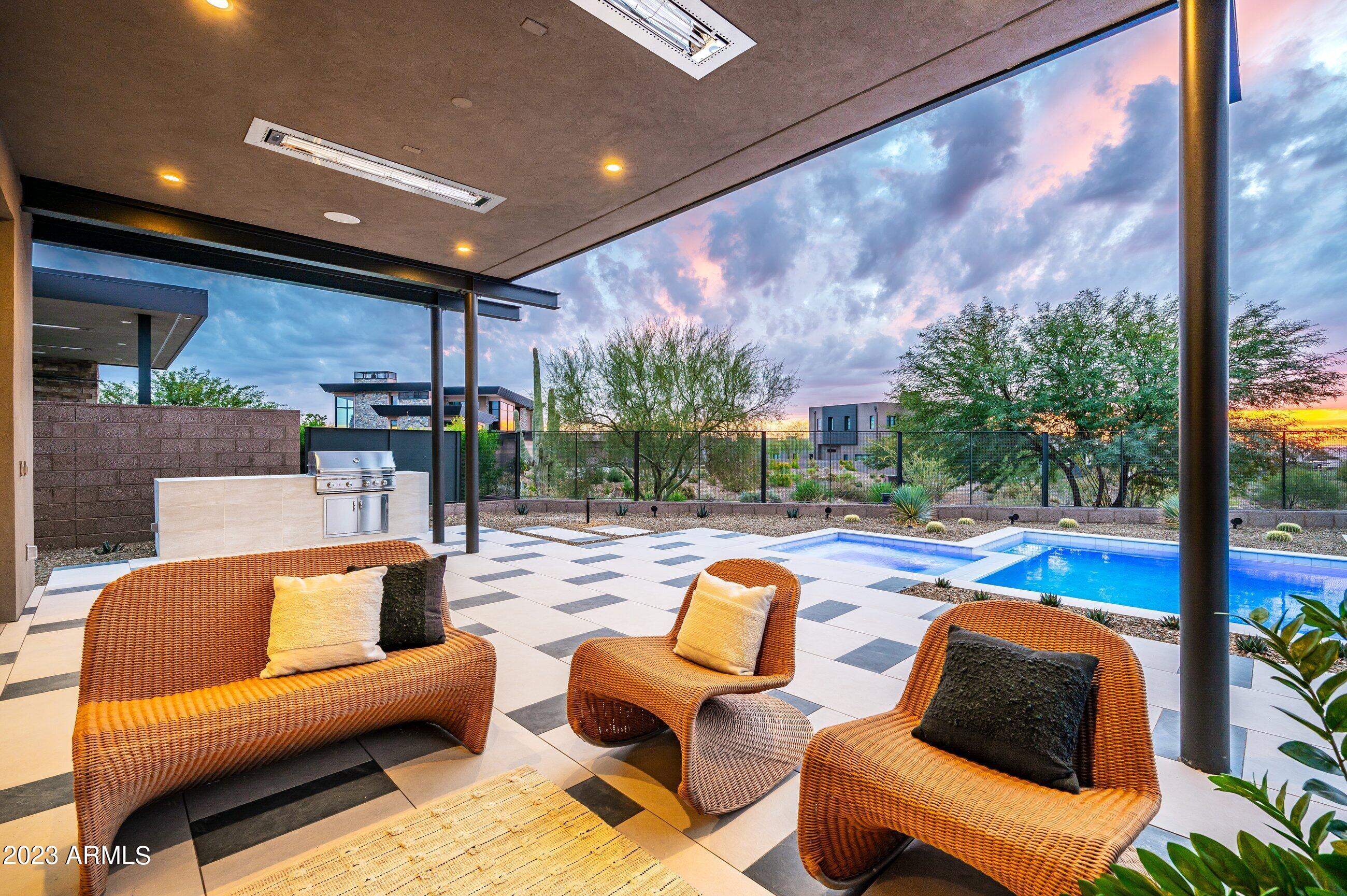37200 N CAVE CREEK Road Unit: 1035