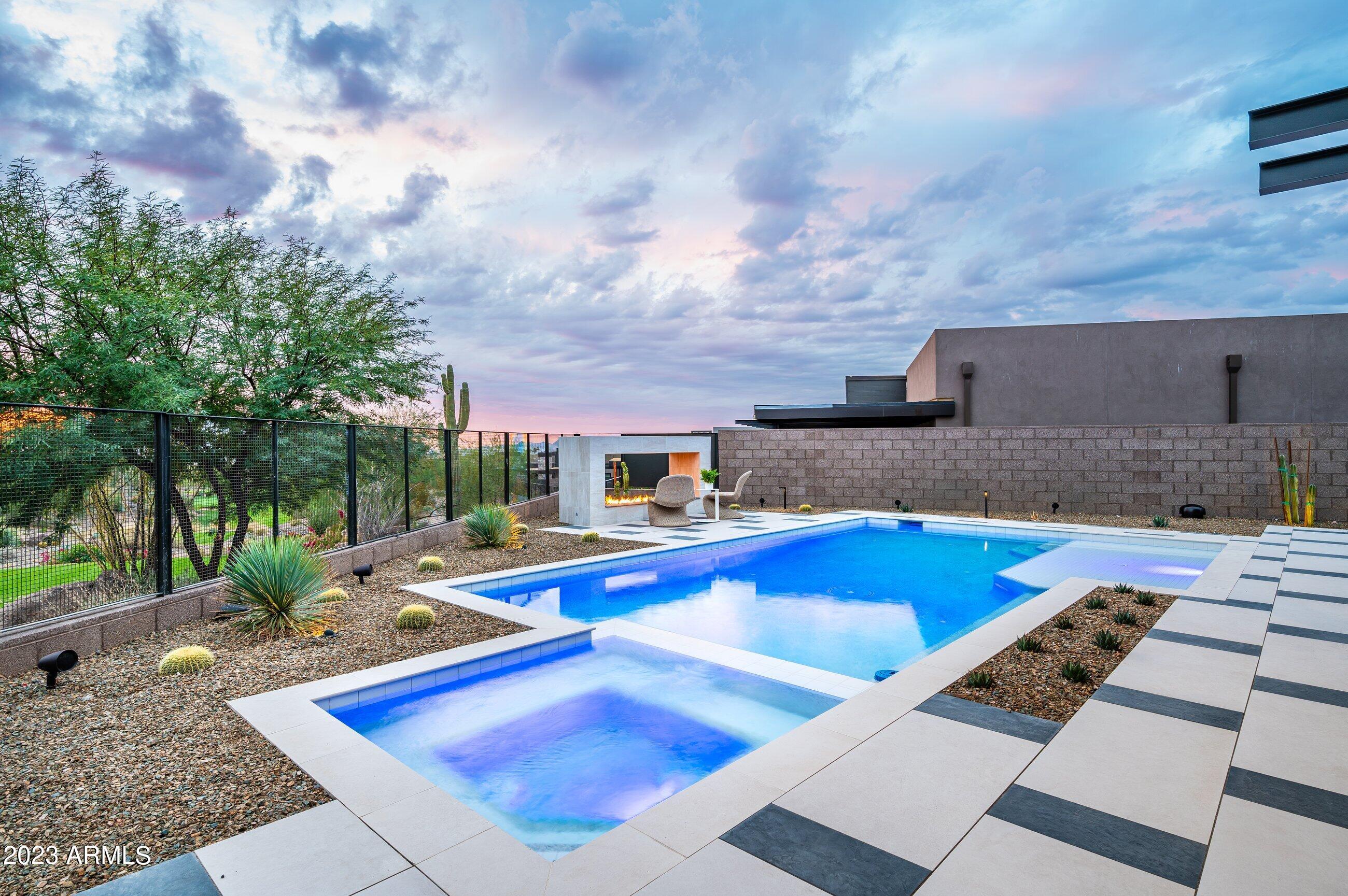 37200 N CAVE CREEK Road Unit: 1035