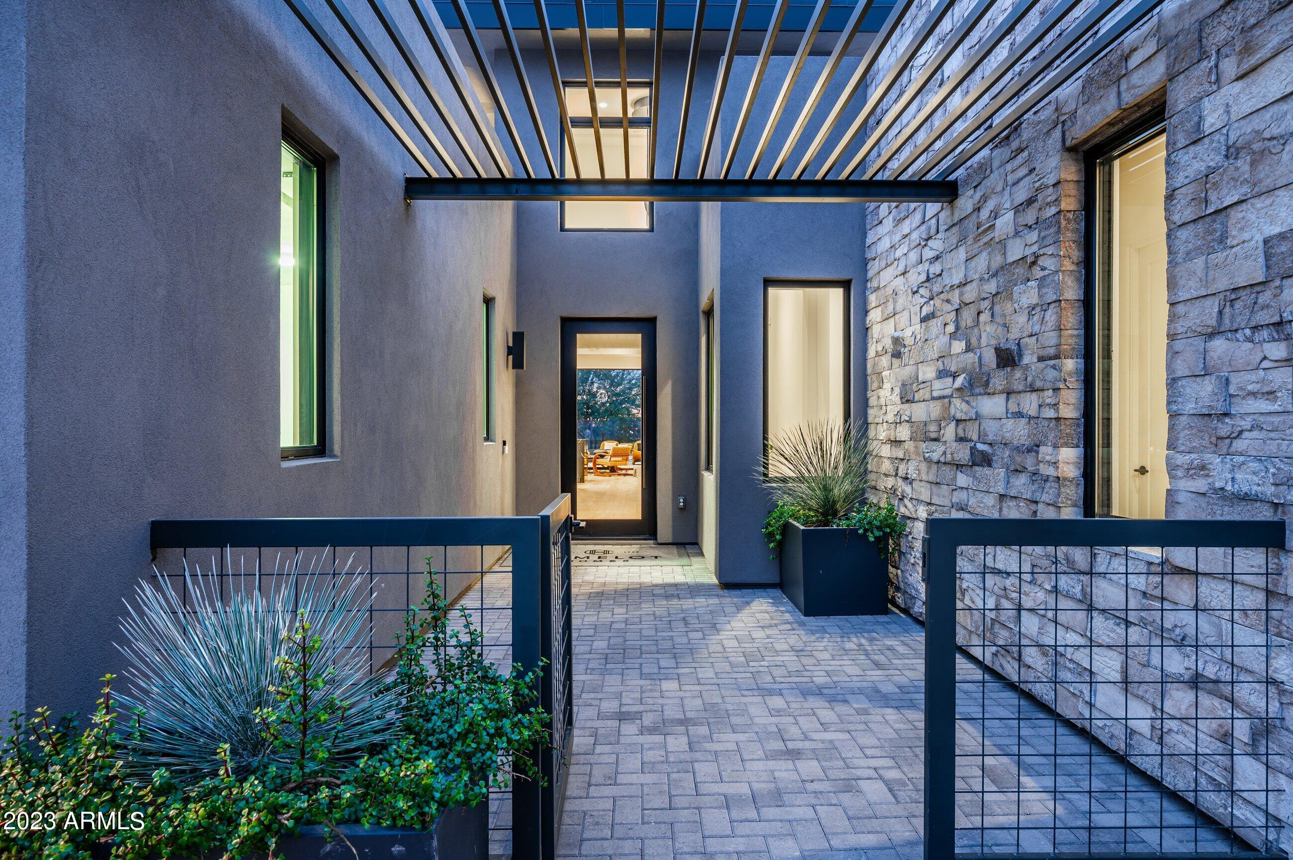 37200 N CAVE CREEK Road Unit: 1035