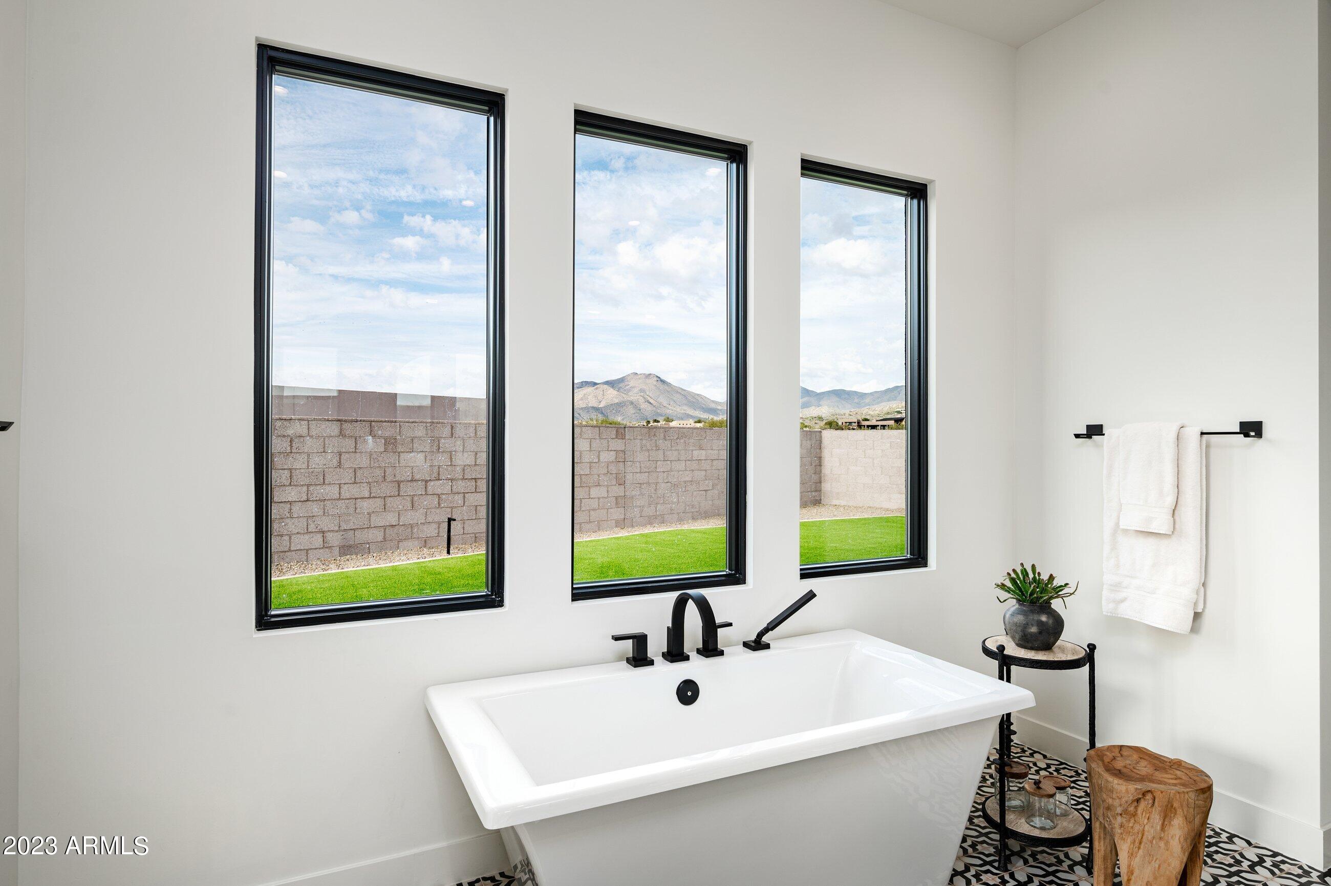 37200 N CAVE CREEK Road Unit: 1035