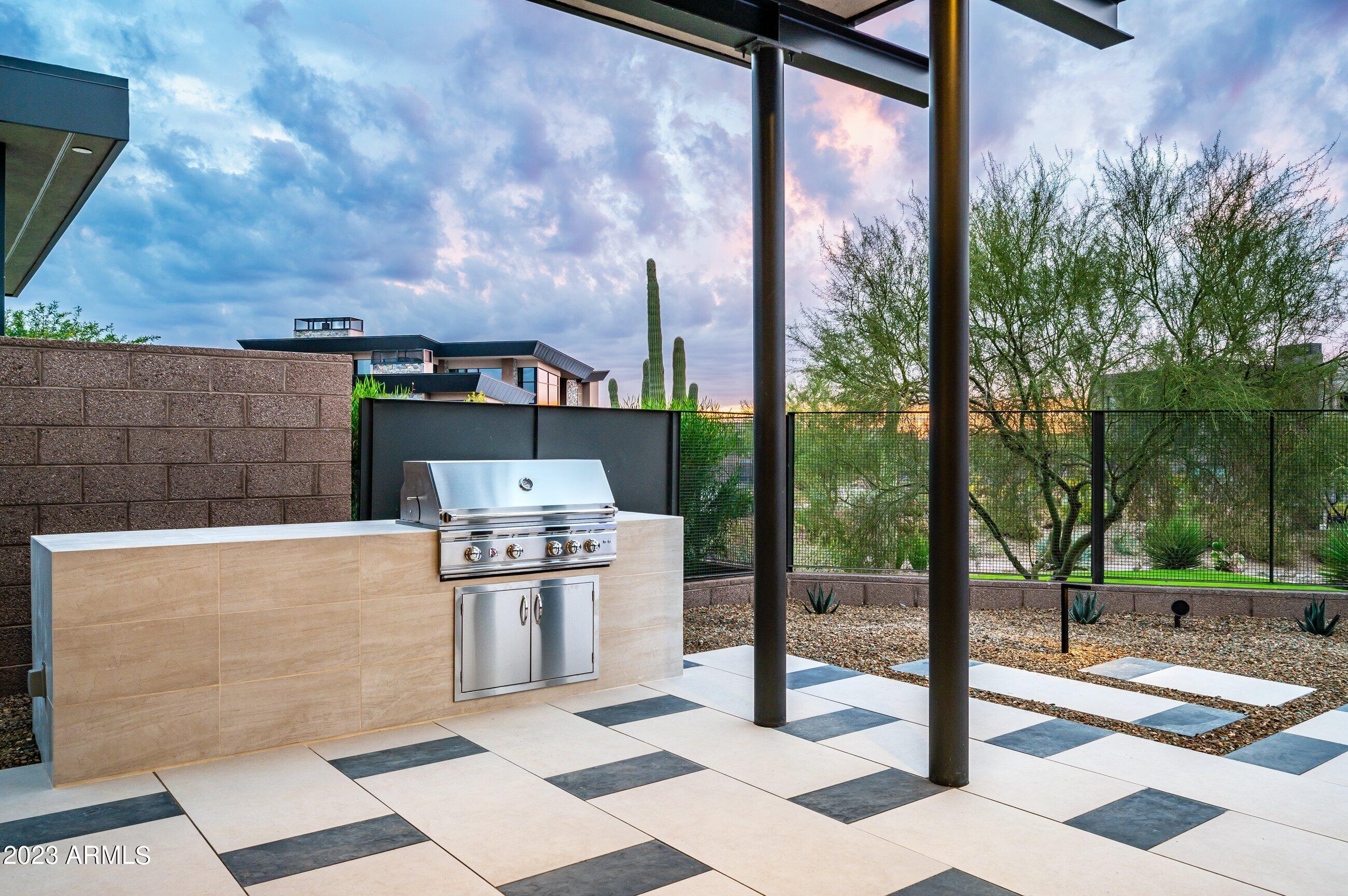 37200 N CAVE CREEK Road Unit: 1035