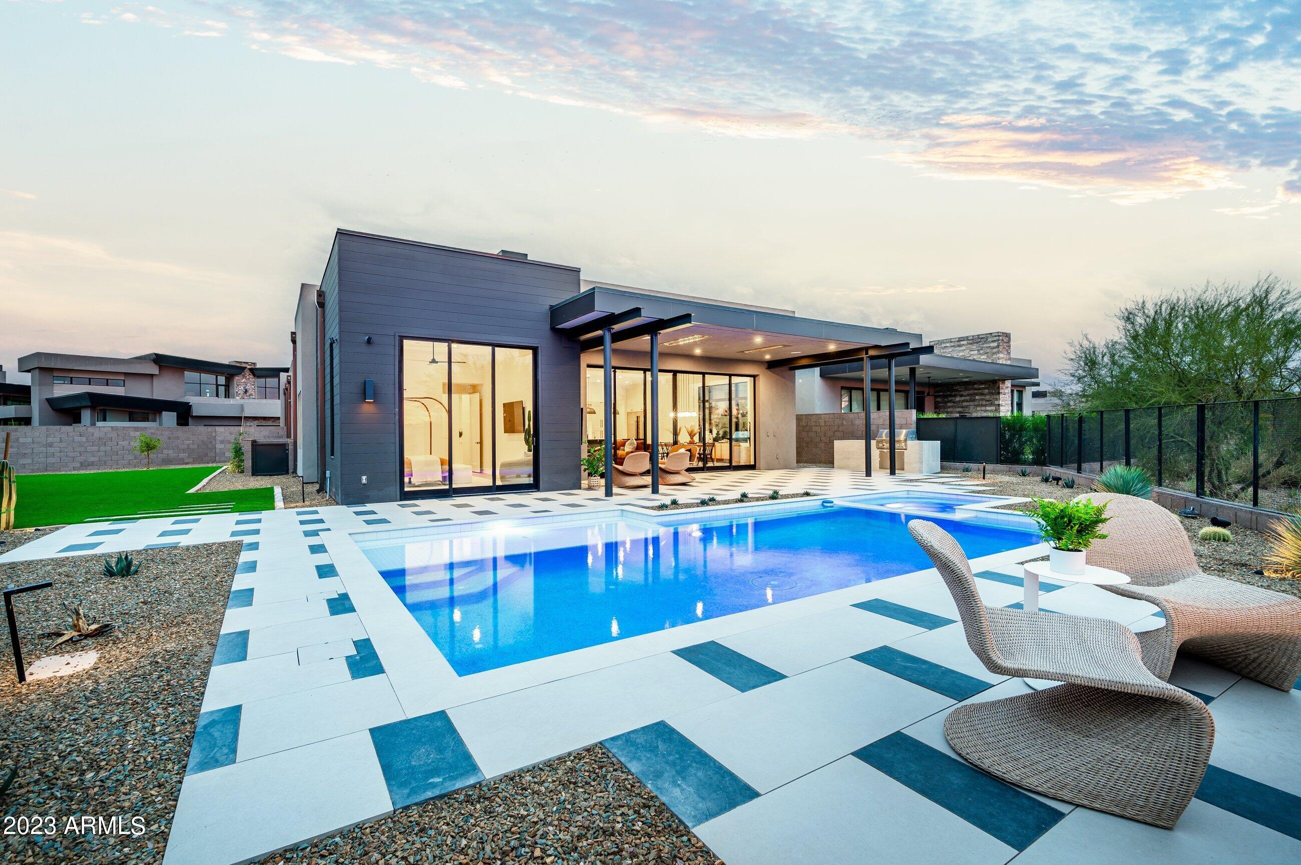 37200 N CAVE CREEK Road Unit: 1035
