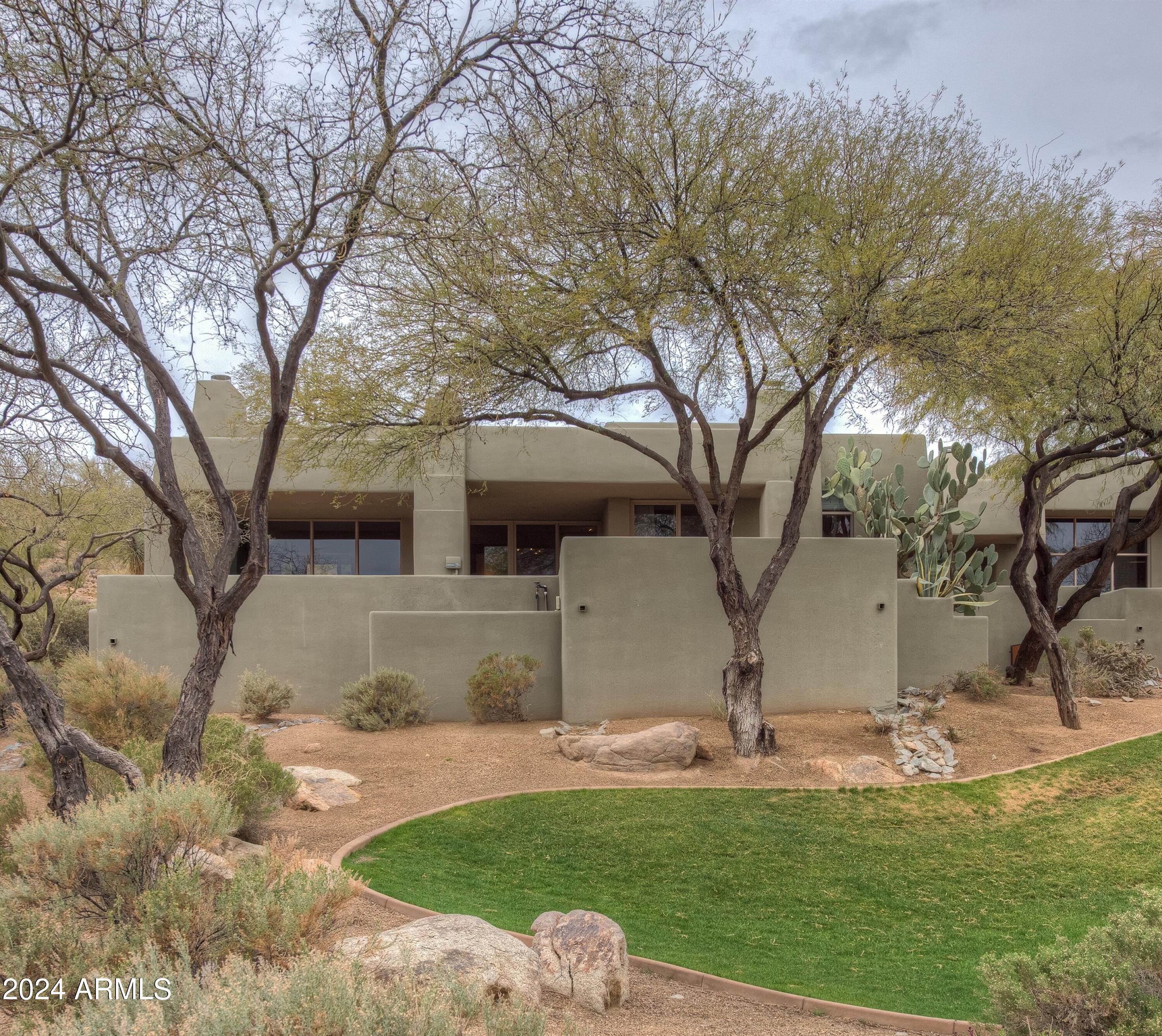 10044 E Graythorn Drive
