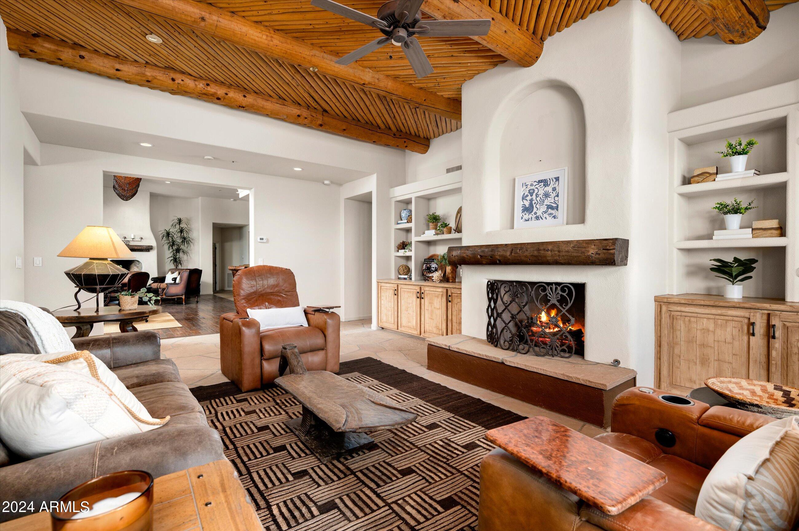 9802 E HIDDEN VALLEY Road